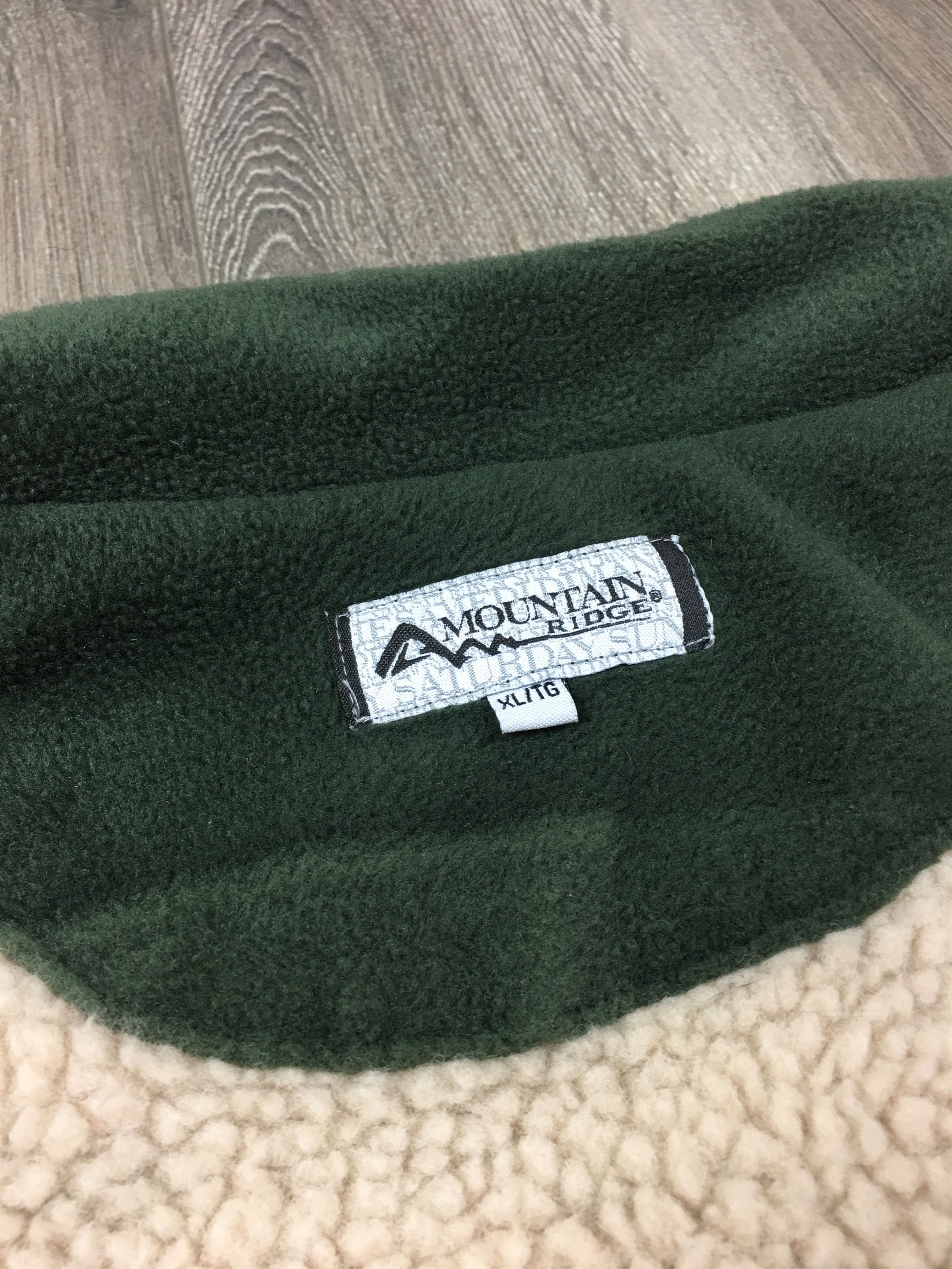Vintage 90s Wolf Sherpa Fleece Jacket Size US XL / EU 56 / 4 - 10 Thumbnail