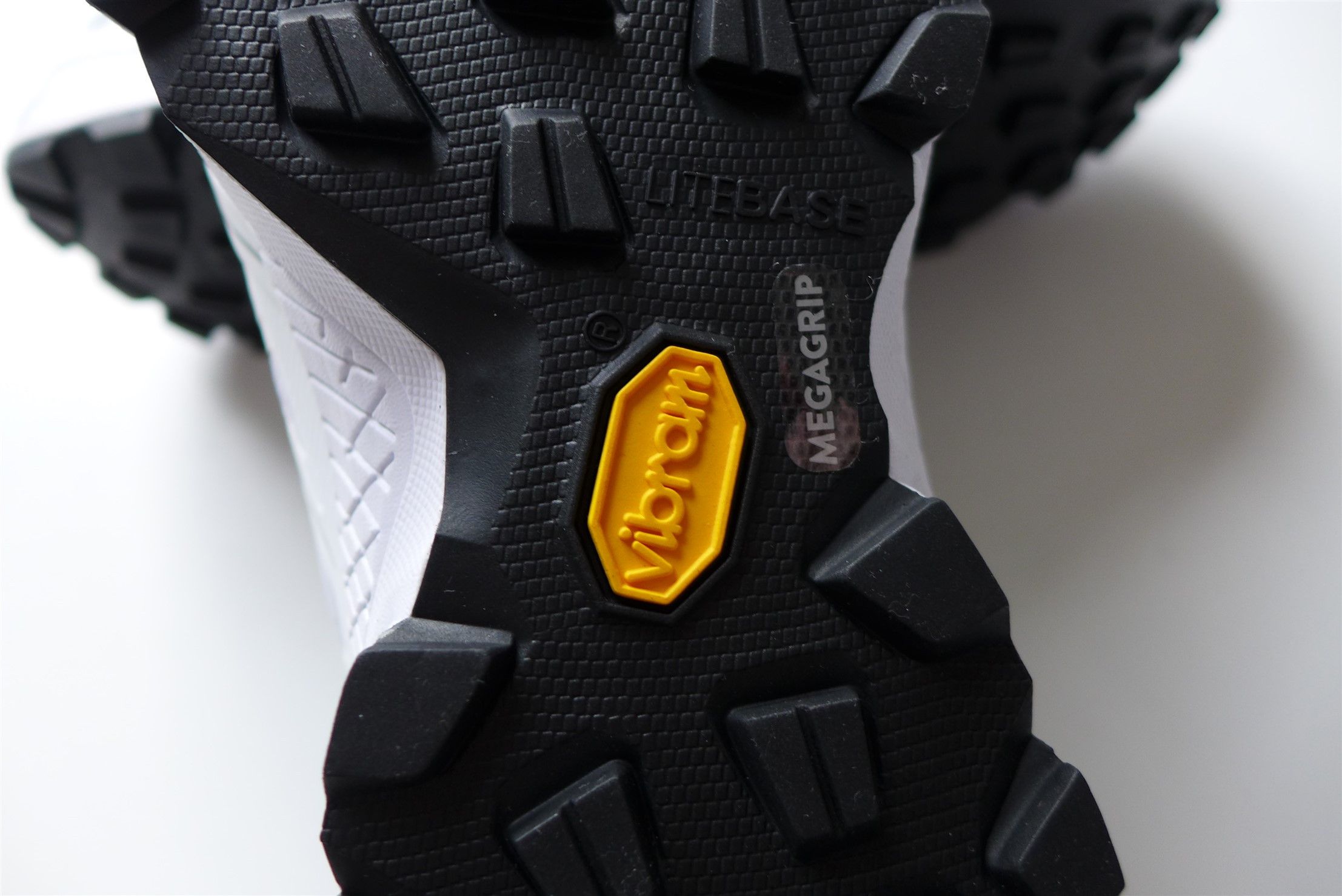 Herno Herno Laminar x Scarpa Spin Ultra White Gore-Tex Sneakers Size US 9 / EU 42 - 9 Thumbnail