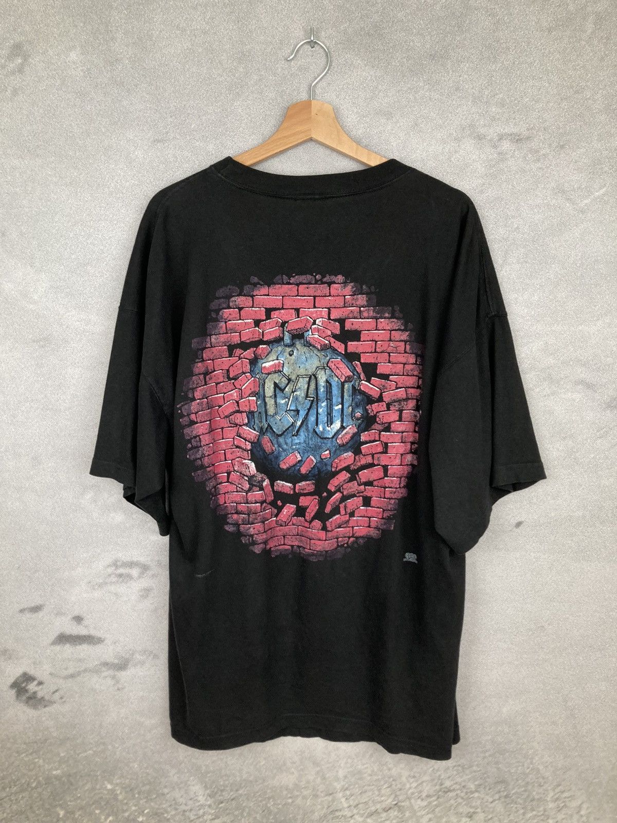 Band Tees Vintage AC/DC Ballbreaker Rare 90s Graphic Tee Rock Metal Size US XL / EU 56 / 4 - 4 Thumbnail