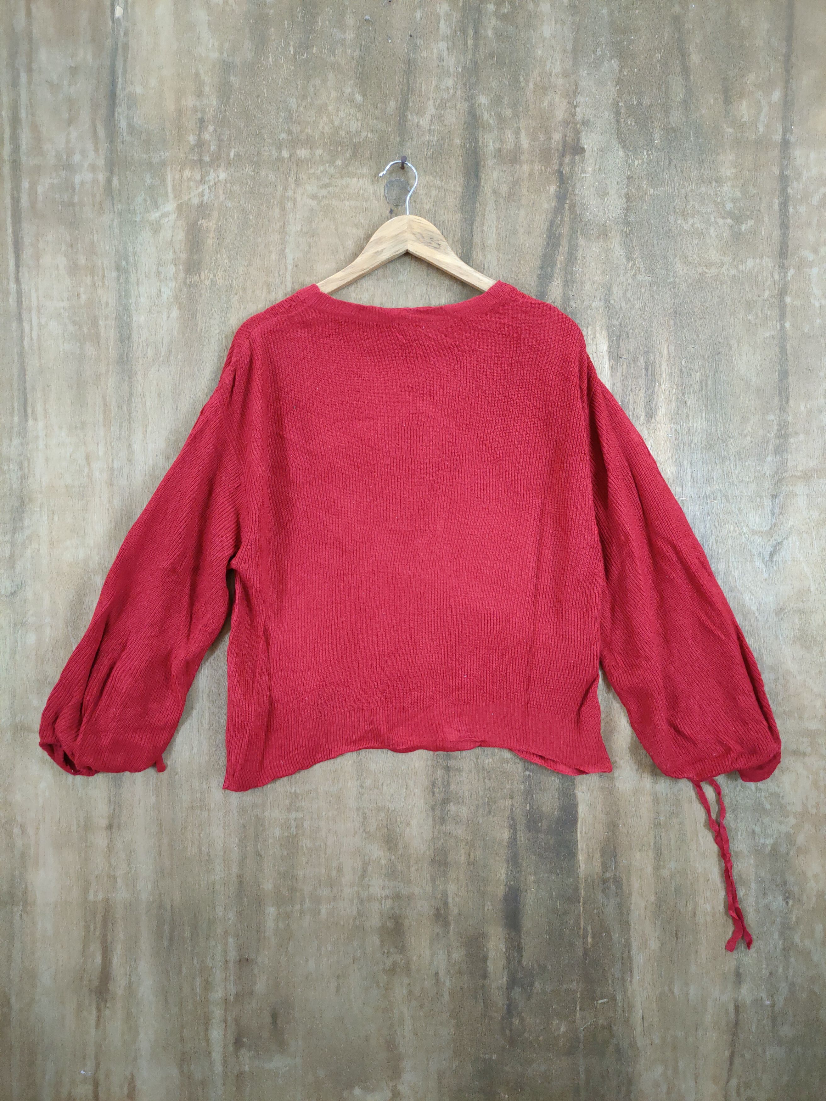 Japanese Brand D GU red ballon sleeve knitwear japan #46-946 Size US M / EU 48-50 / 2 - 7 Thumbnail