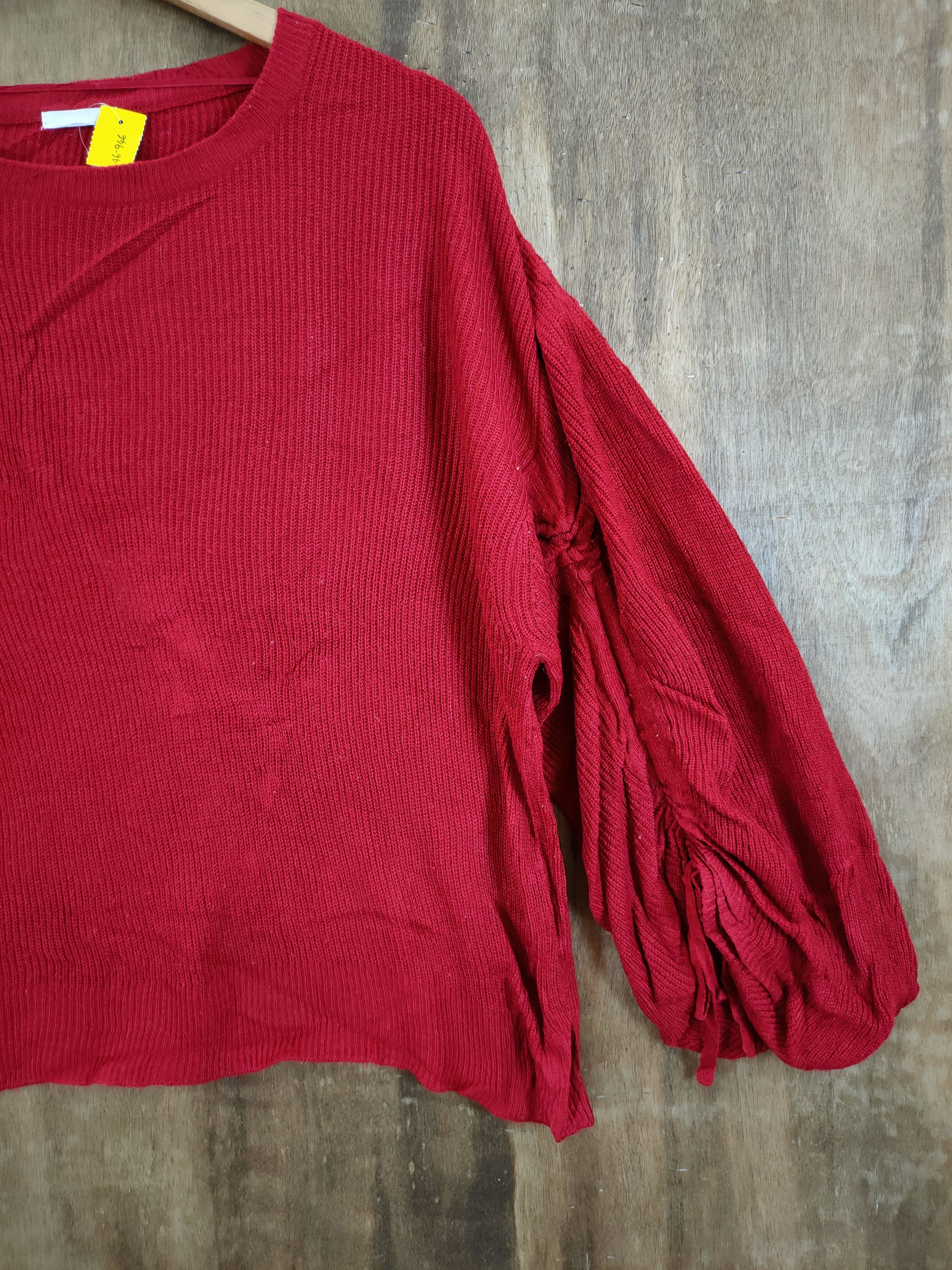 Japanese Brand D GU red ballon sleeve knitwear japan #46-946 Size US M / EU 48-50 / 2 - 3 Thumbnail