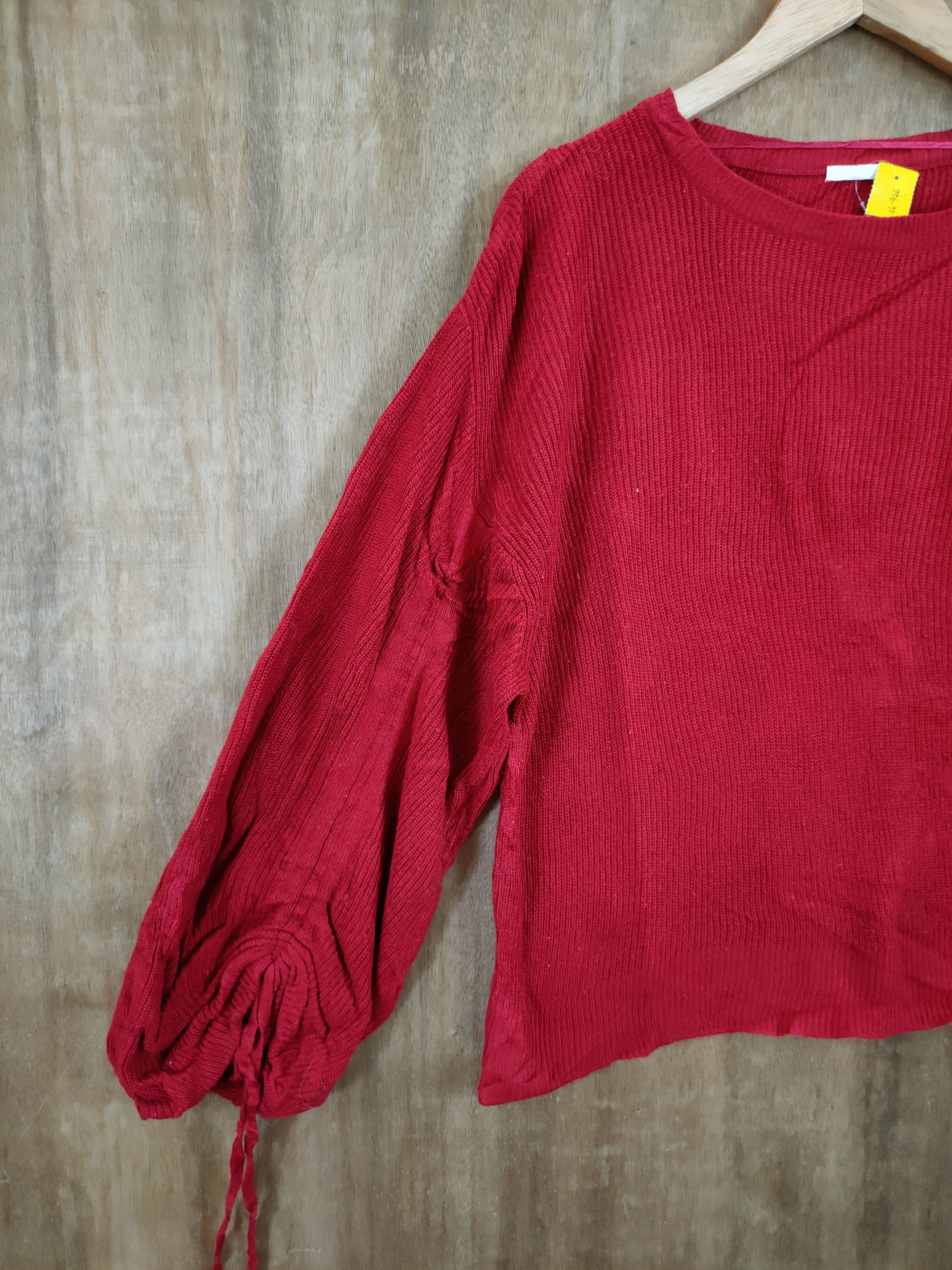 Japanese Brand D GU red ballon sleeve knitwear japan #46-946 Size US M / EU 48-50 / 2 - 2 Thumbnail