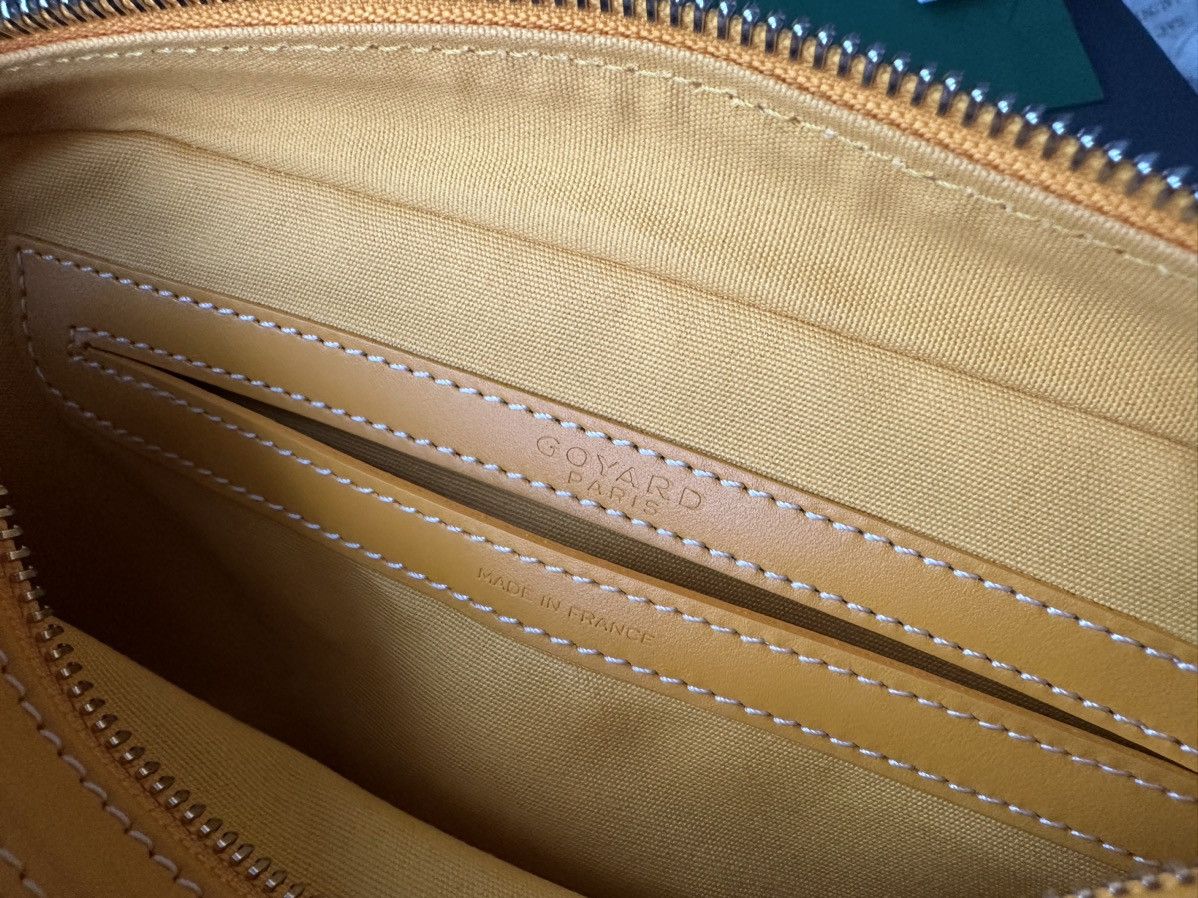 Goyard Brand New Limited Super Rare Cap Vert Goyard Camera Bag Size ONE SIZE - 21 Thumbnail