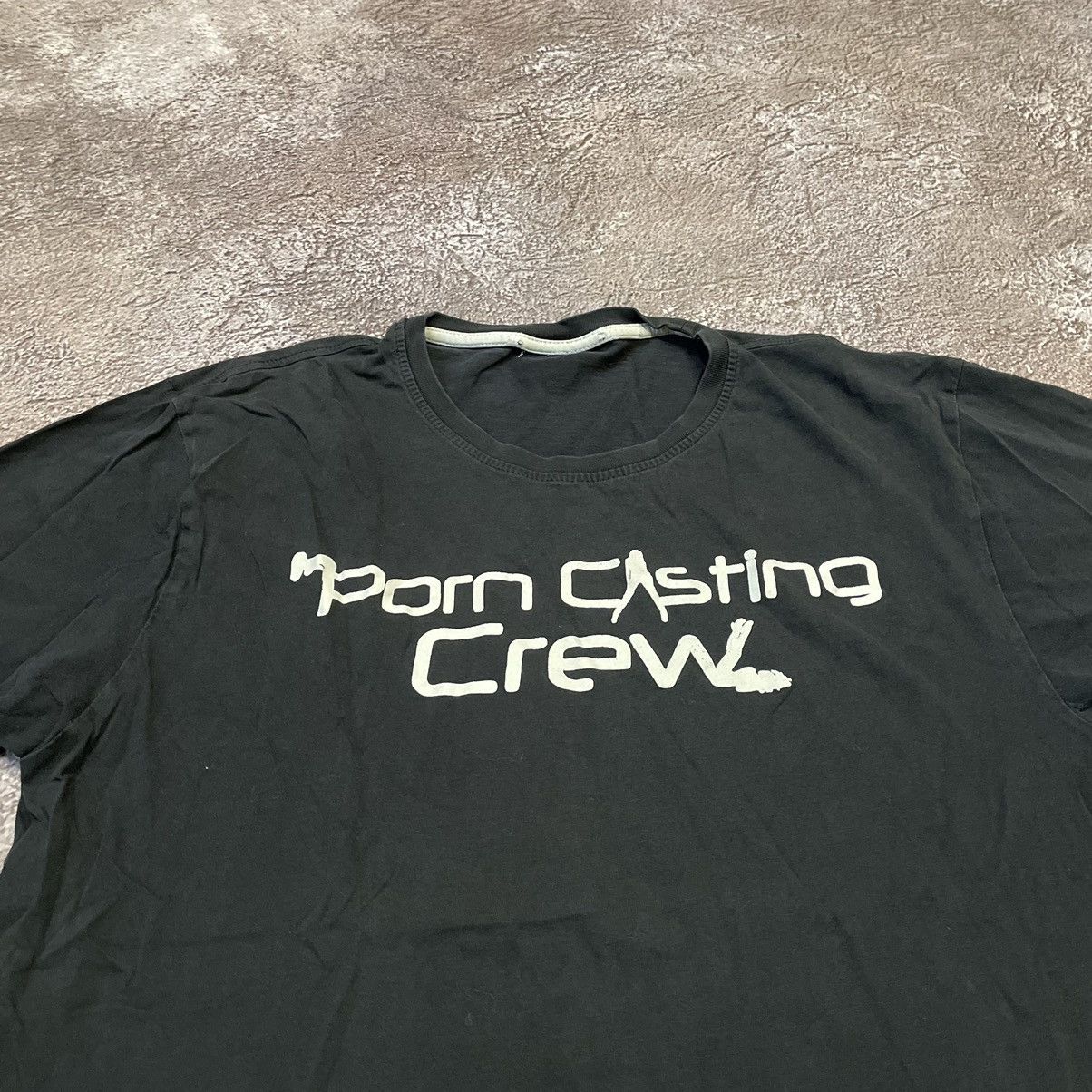 Vintage Vintage Y2K Porn Casting Crew Graphic Tee Streetwear Boxy L Size US L / EU 52-54 / 3 - 5 Thumbnail