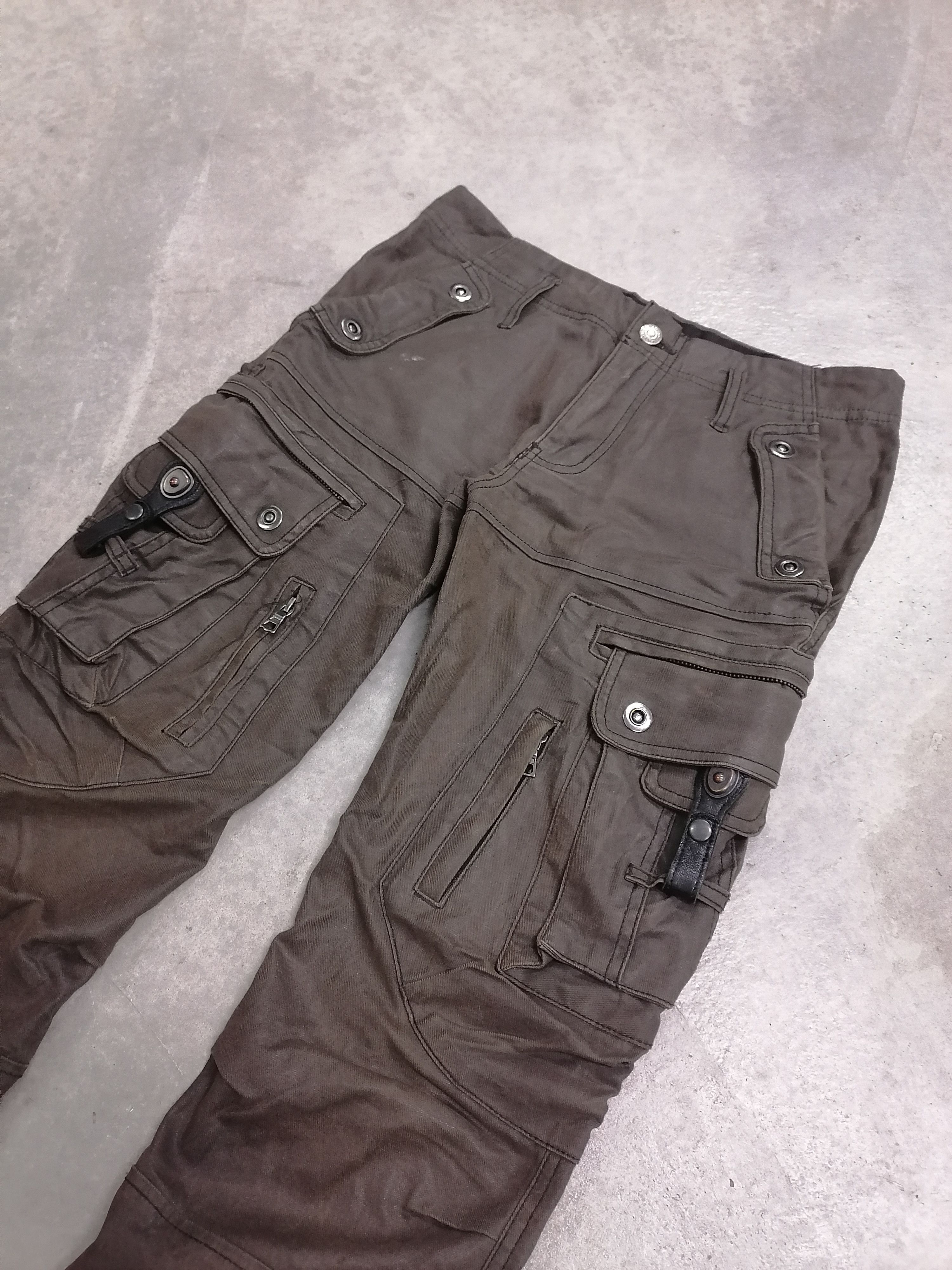 Tornado Mart Tornado Mart Japan Utility Cargo Waxed Flare Pants Size US 30 / EU 46 - 5 Thumbnail