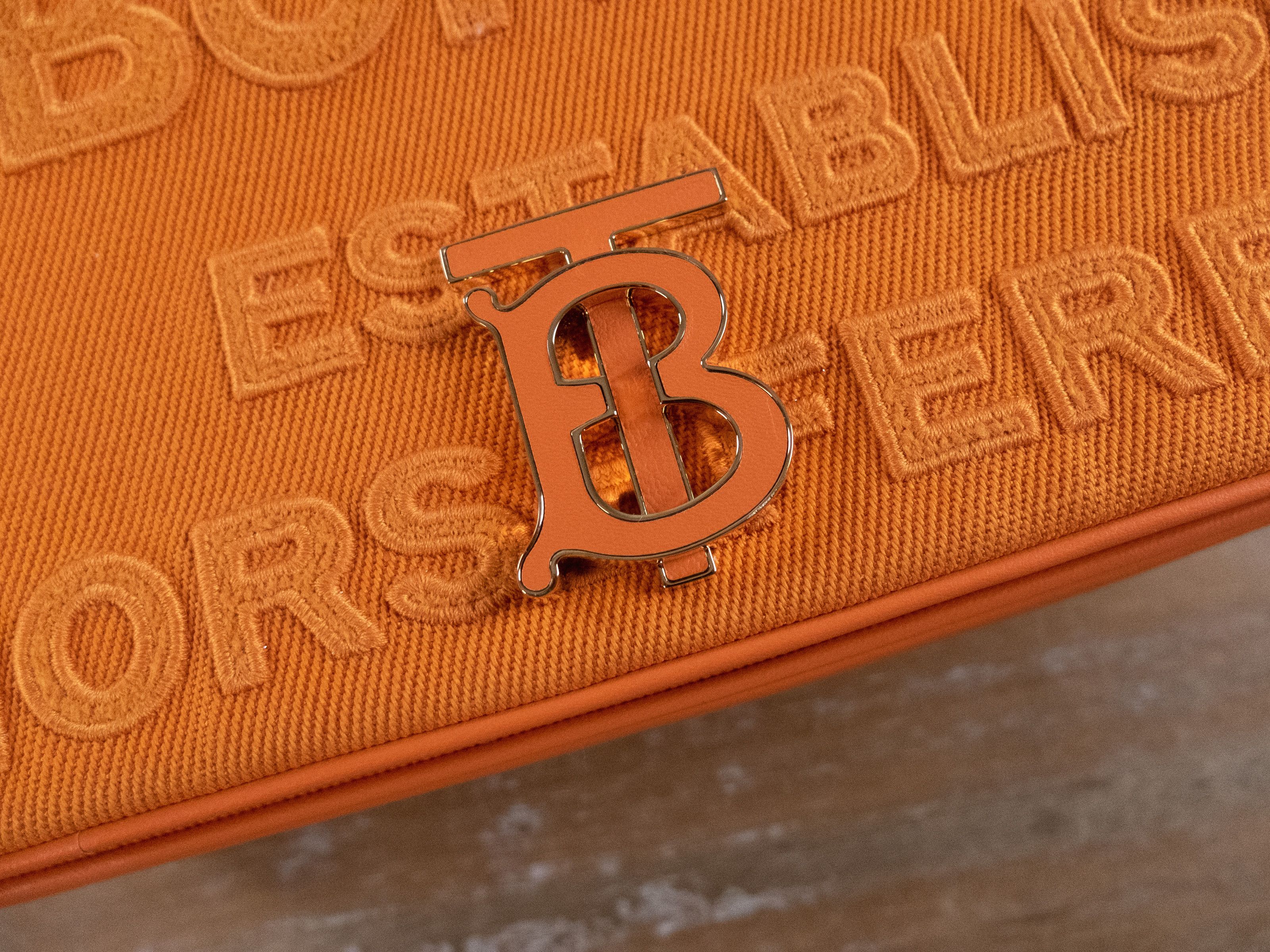 Burberry BURBERRY Lola Horseferry orange canvas chain shoulder bag Size ONE SIZE - 4 Thumbnail