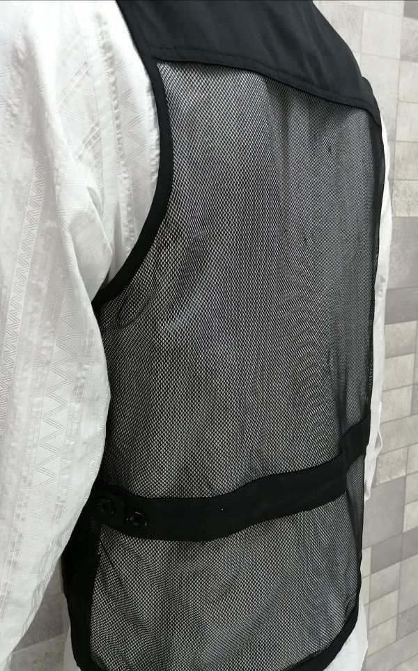 Japanese Brand VERY RARE! FUNNELE MOUNTAIN Tactical Undercover Mesh Vest Size US M / EU 48-50 / 2 - 5 Thumbnail
