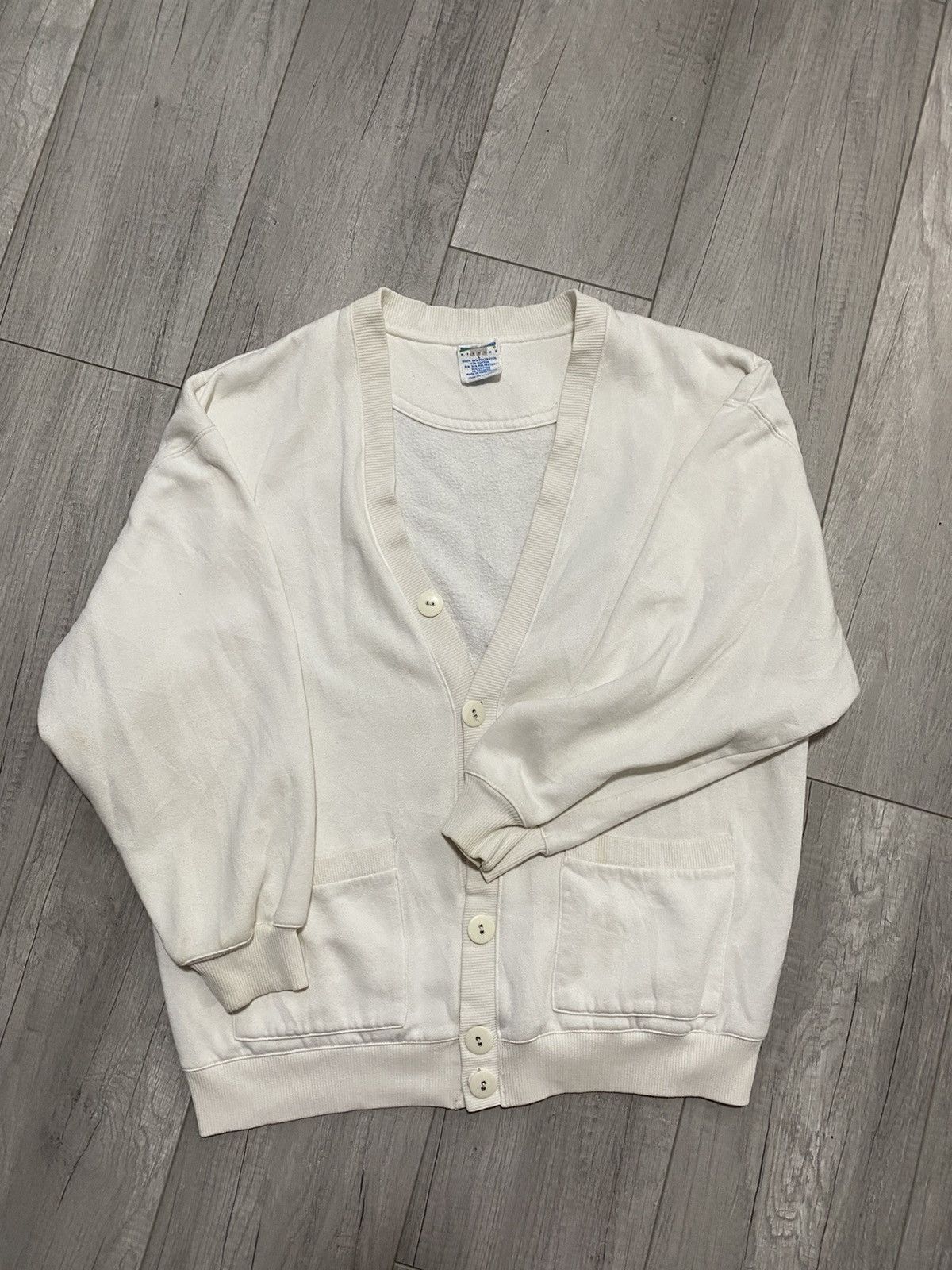 Vintage Vintage 90’s Cheetah White Blank Cardigan made in Hong Kong