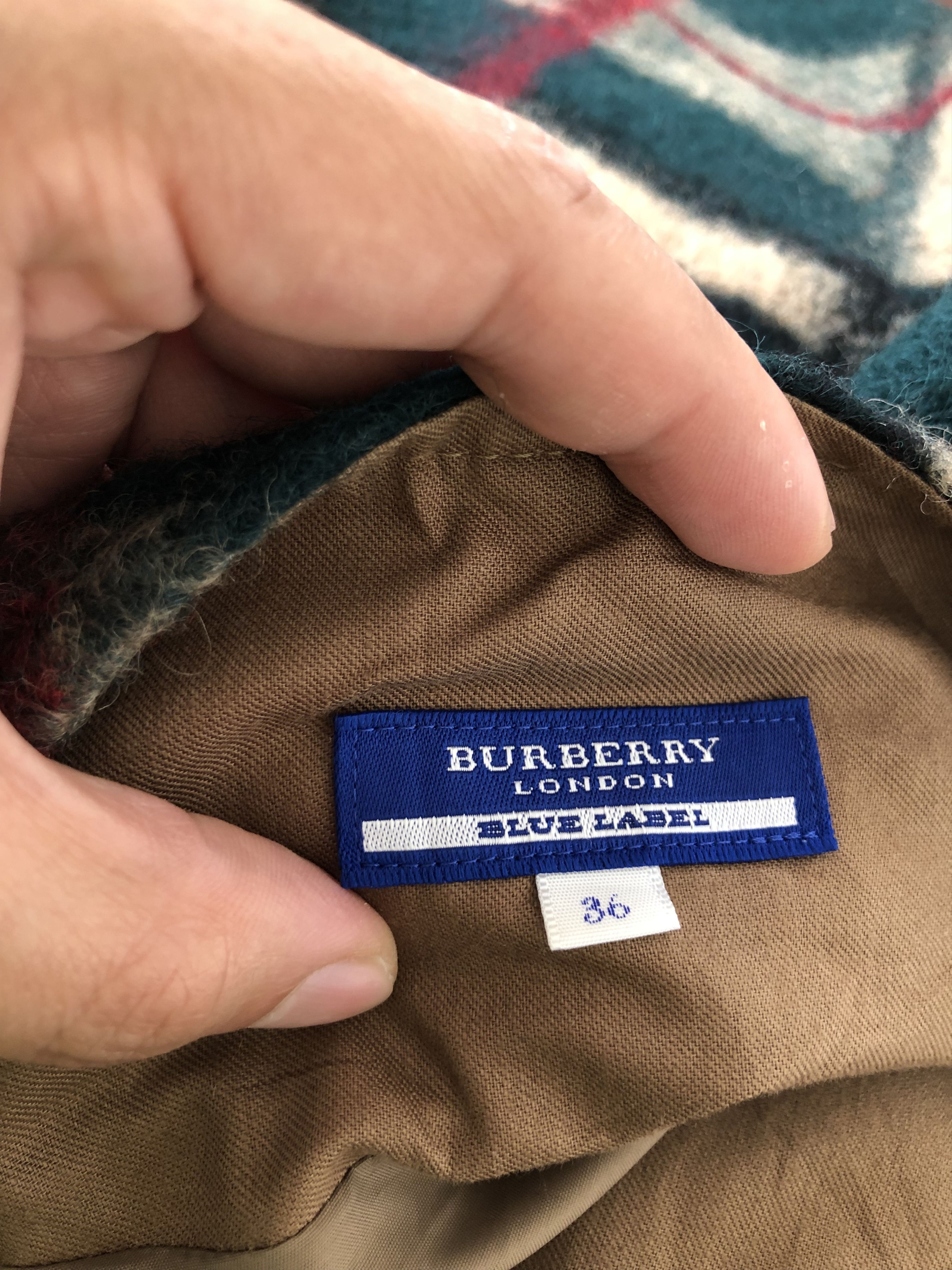 Burberry RARE🔥BURBERRY BLUE LABEL JAPAN WOOL MINI SKIRT Size 25" / US 0 / IT 36 - 7 Thumbnail