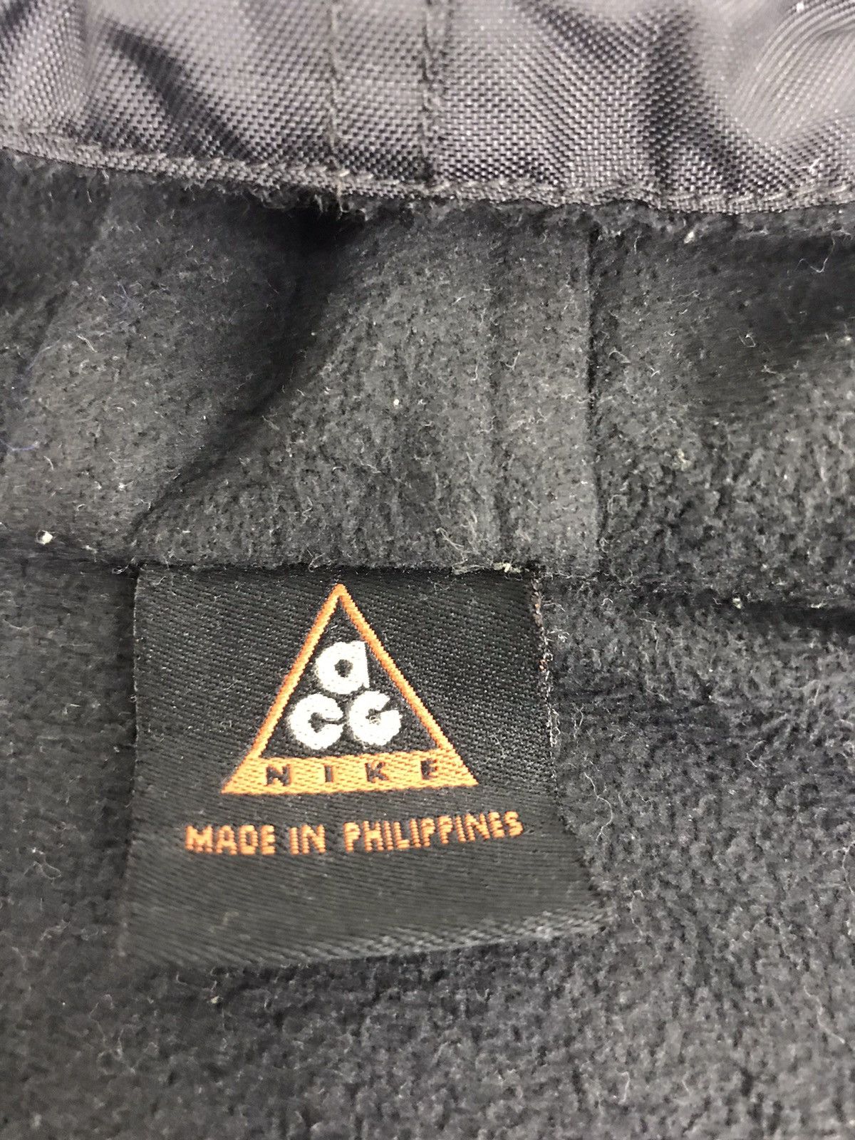 Nike ACG Vintage Nike ACG Design Insulated Wool Wear Vest Size US L / EU 52-54 / 3 - 2 Thumbnail