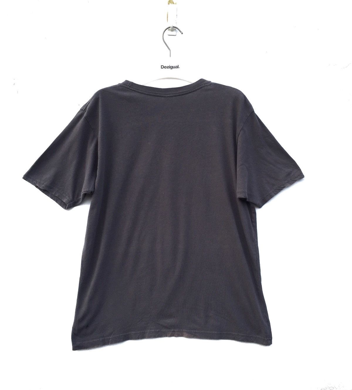 Band Tees × Pink Floyd × Vintage Vintage Pink Floyd Animal Cover Album Faded Natural Size US L / EU 52-54 / 3 - 6 Thumbnail