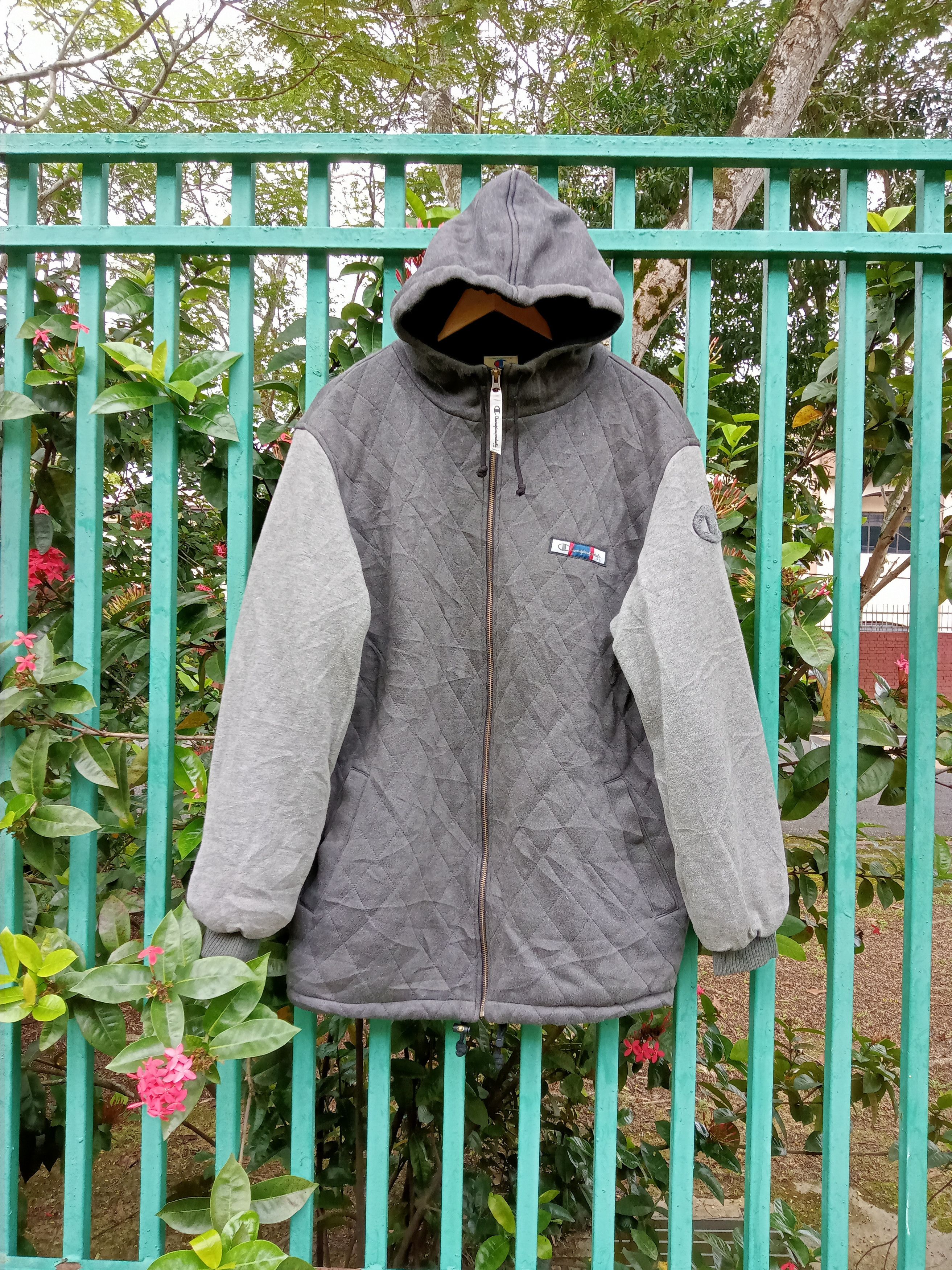 image of Vintage Champion Jaspo Quilted Jacket in Dark Gray, Men's (Size Large)