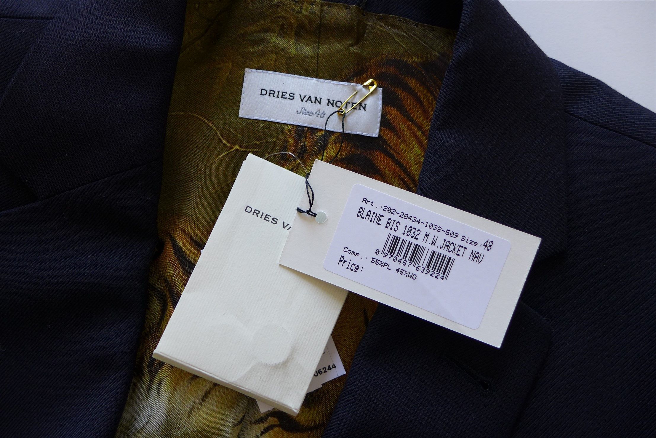 Dries Van Noten Dries FW20 Blaine Jacket - Navy w/ Tiger Print Lining Size US S / EU 44-46 / 1 - 11 Thumbnail