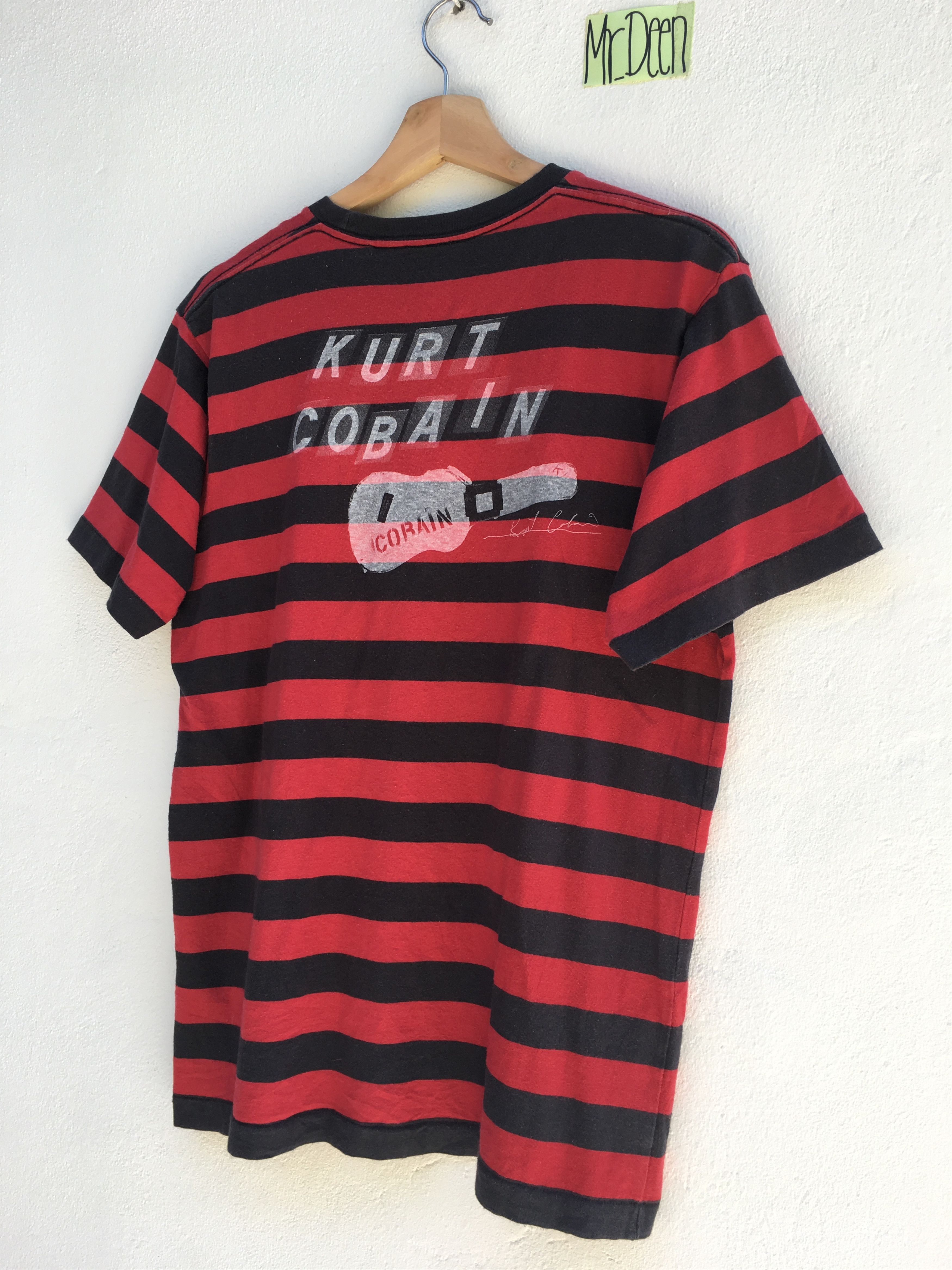 Uniqlo Uniqlo X Kurt Kobain Limited Rare Piece Shirt Size US M / EU 48-50 / 2 - 3 Thumbnail