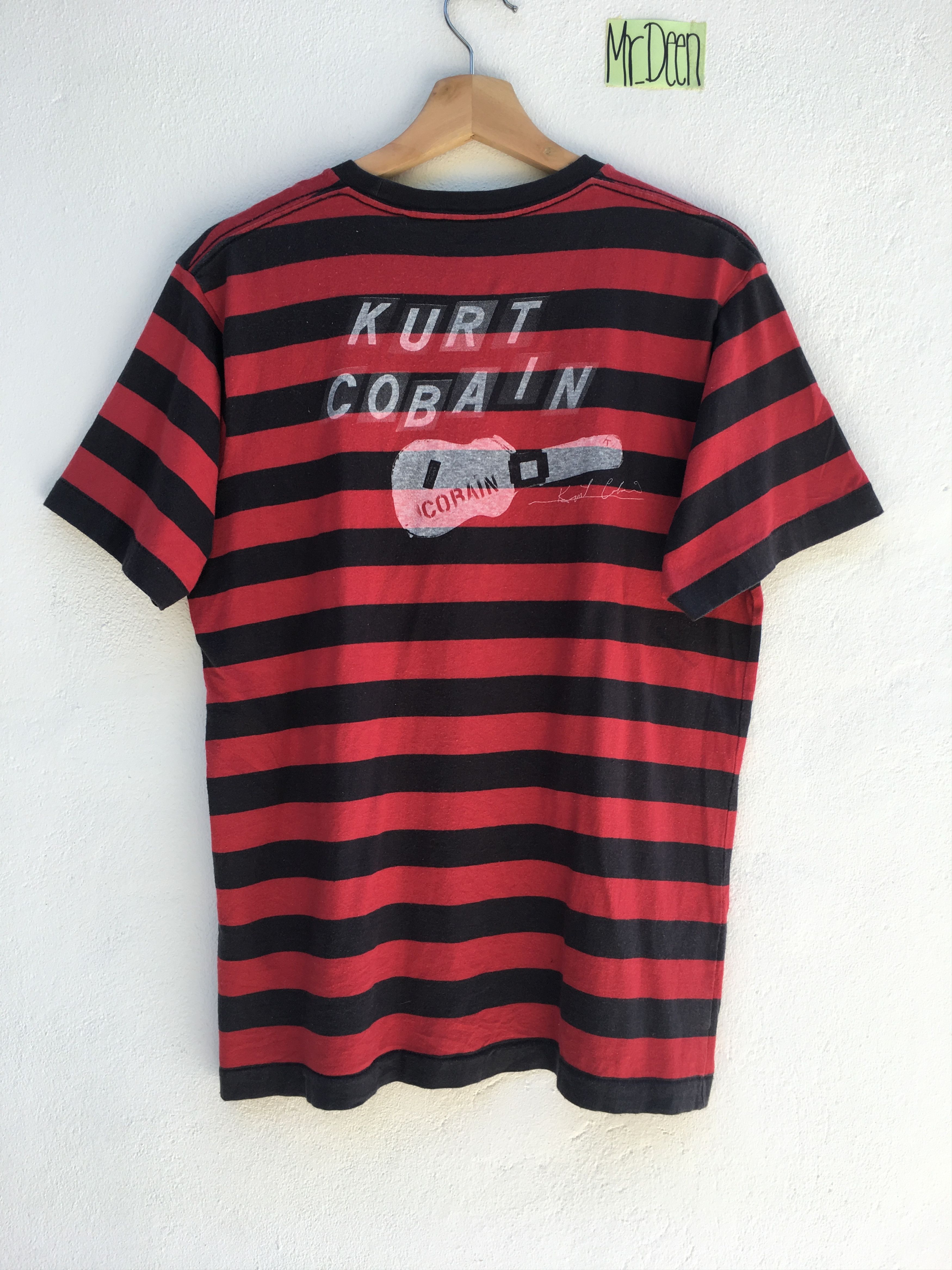 Uniqlo Uniqlo X Kurt Kobain Limited Rare Piece Shirt Size US M / EU 48-50 / 2 - 1 Thumbnail