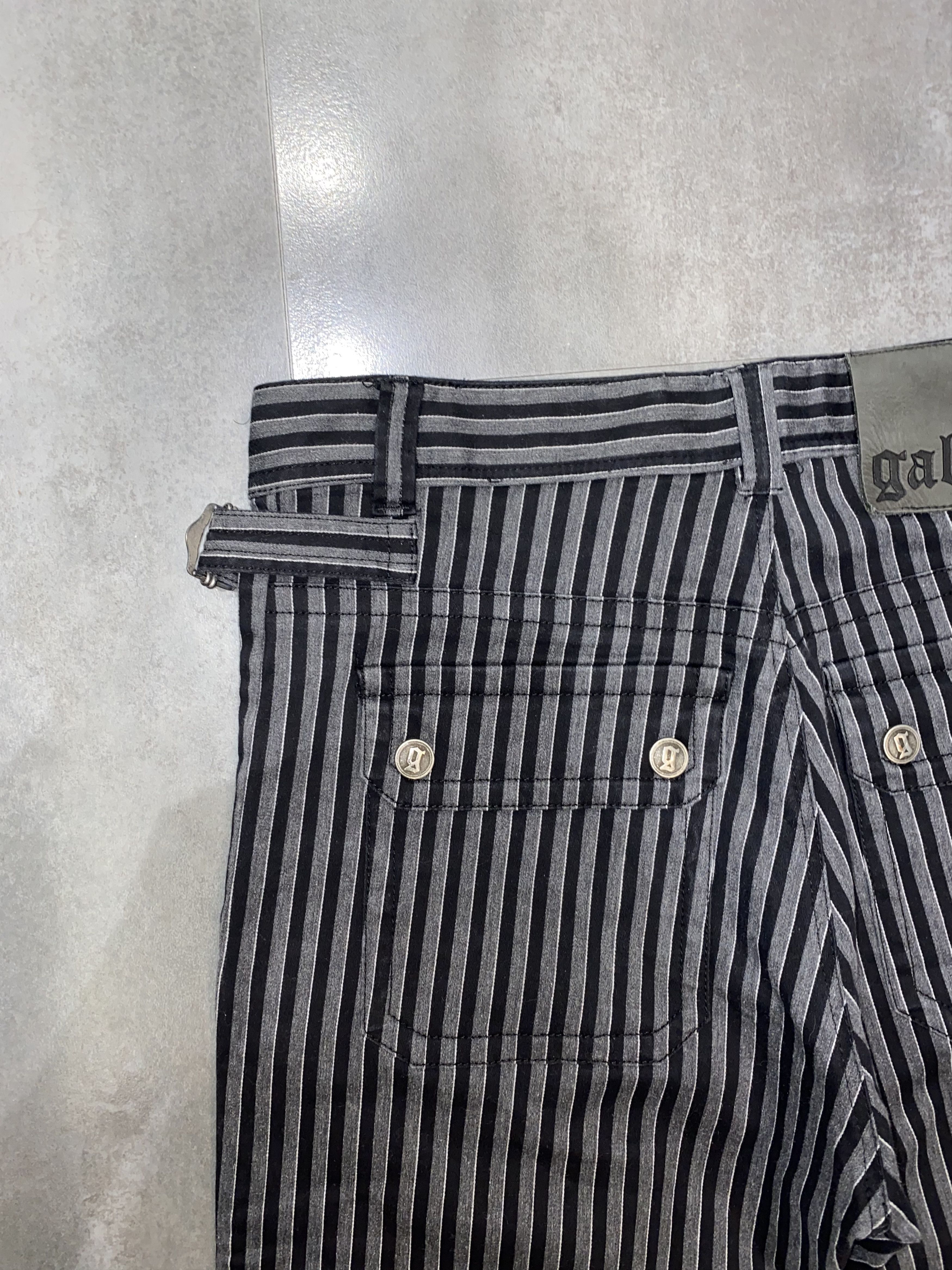 John Galliano Galliano Striped Black/White Cargo Zipped Pants Size US 32 / EU 48 - 9 Thumbnail