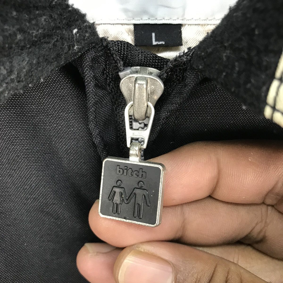Vintage Vintage Bitch Snowboard Jacket Size US L / EU 52-54 / 3 - 3 Thumbnail