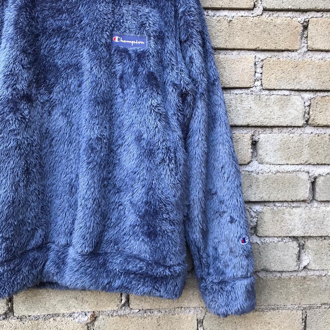 Champion Champion fleece fluffy embroidered logo Size US M / EU 48-50 / 2 - 4 Thumbnail