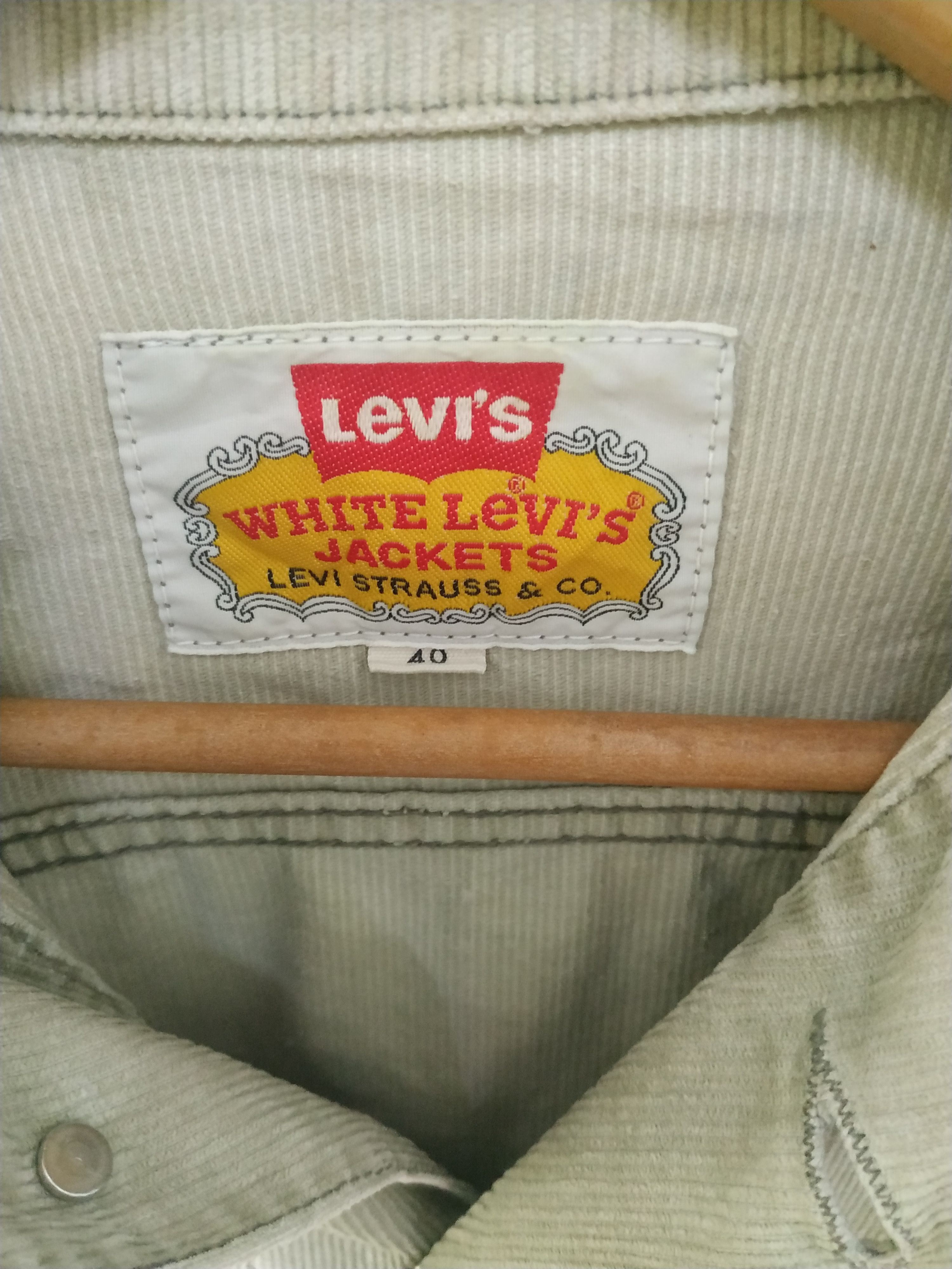 Levi's Vintage White Levi's Trucker Corduroy Jacket Size US S / EU 44-46 / 1 - 6 Thumbnail