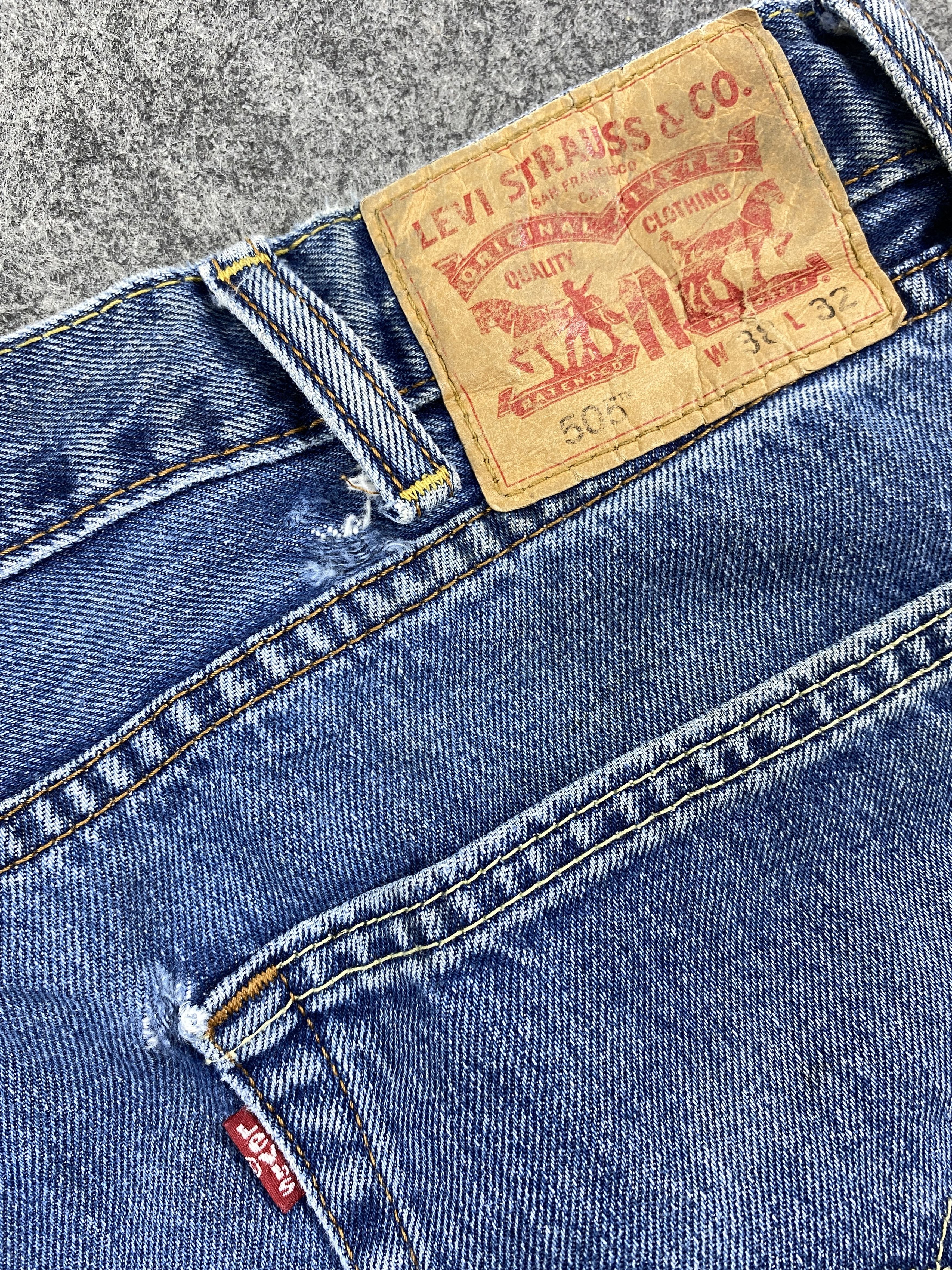 Levi's Blue Vintage Levi's 505 Jeans 38x31 Denim -JN1261 Size US 38 / EU 54 - 9 Thumbnail