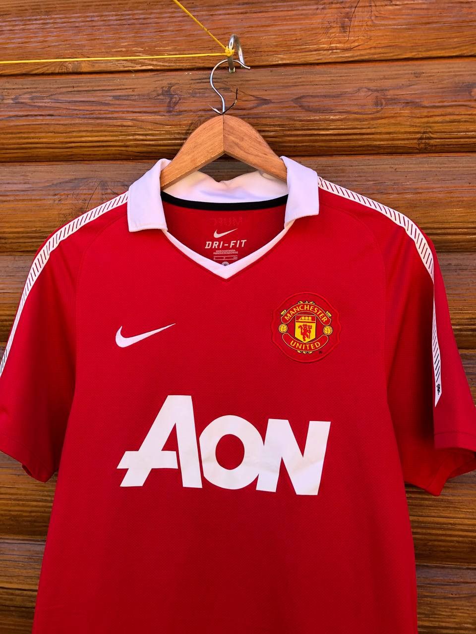Nike MANCHESTER UNITED FOOTBALL SHIRT JERSEY HOME NIKE Size US S / EU 44-46 / 1 - 2 Thumbnail