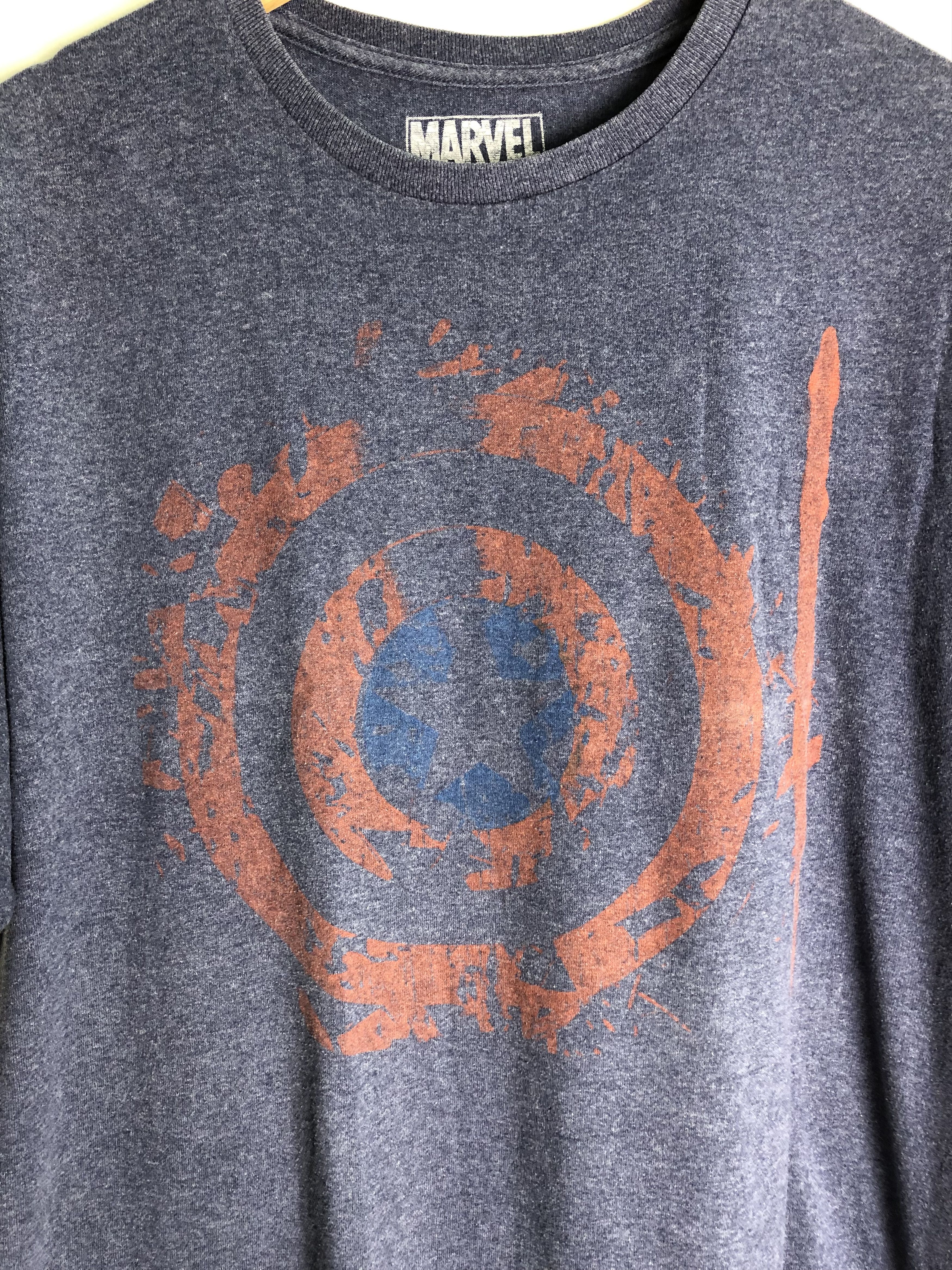 DC Comics Captain America Tshirt Size US XL / EU 56 / 4 - 2 Thumbnail
