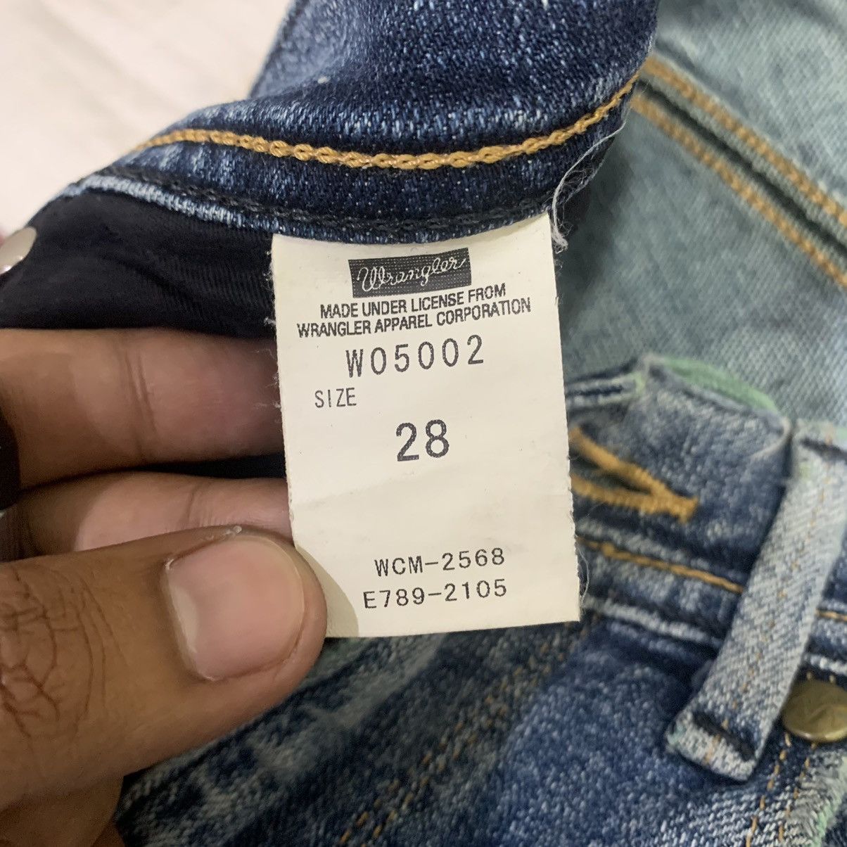 Wrangler WRANGLER Vintag 90s Stonewash Indigo Distressed Denim Jeans Size US 29 - 19 Thumbnail