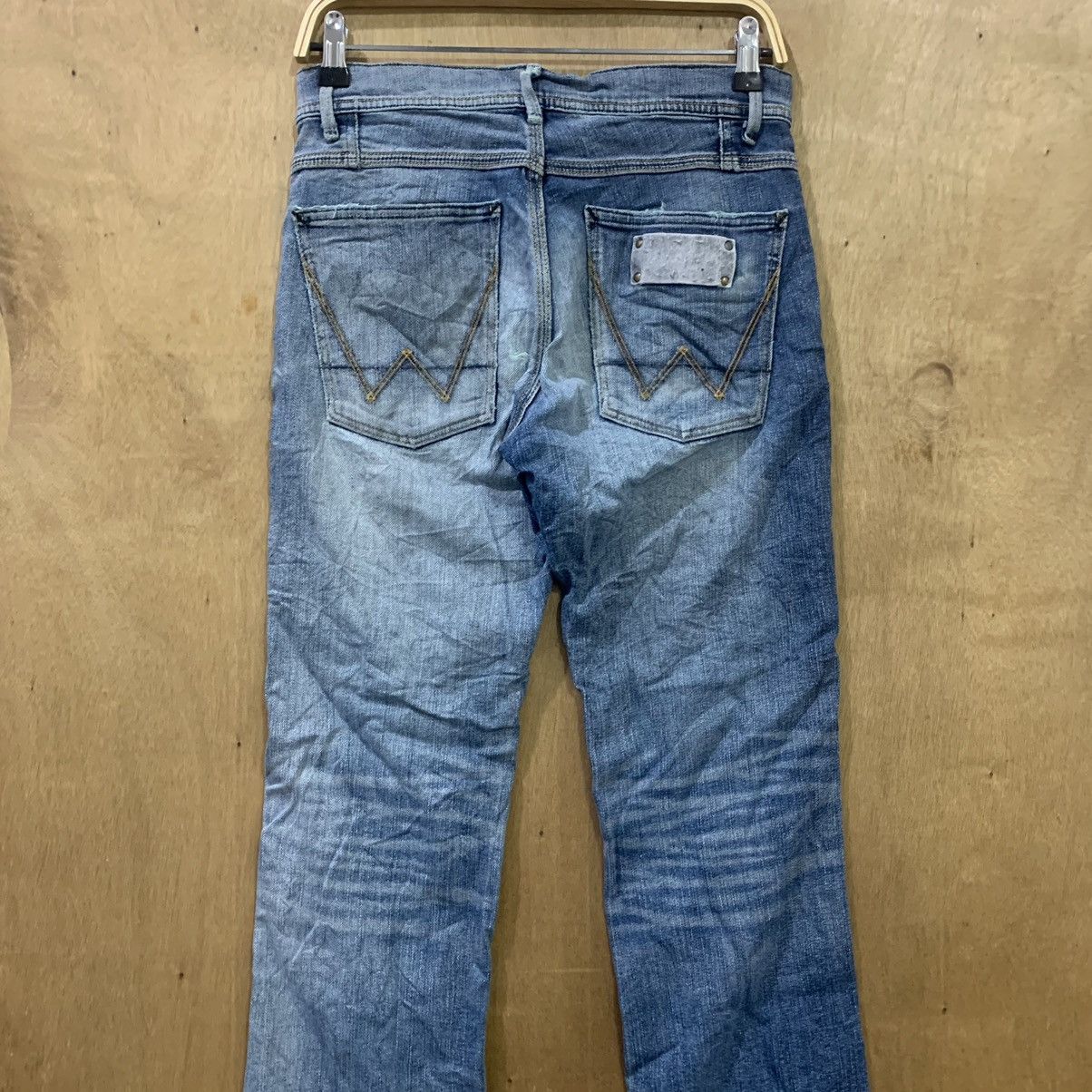 Wrangler WRANGLER Vintag 90s Stonewash Indigo Distressed Denim Jeans Size US 29 - 11 Thumbnail