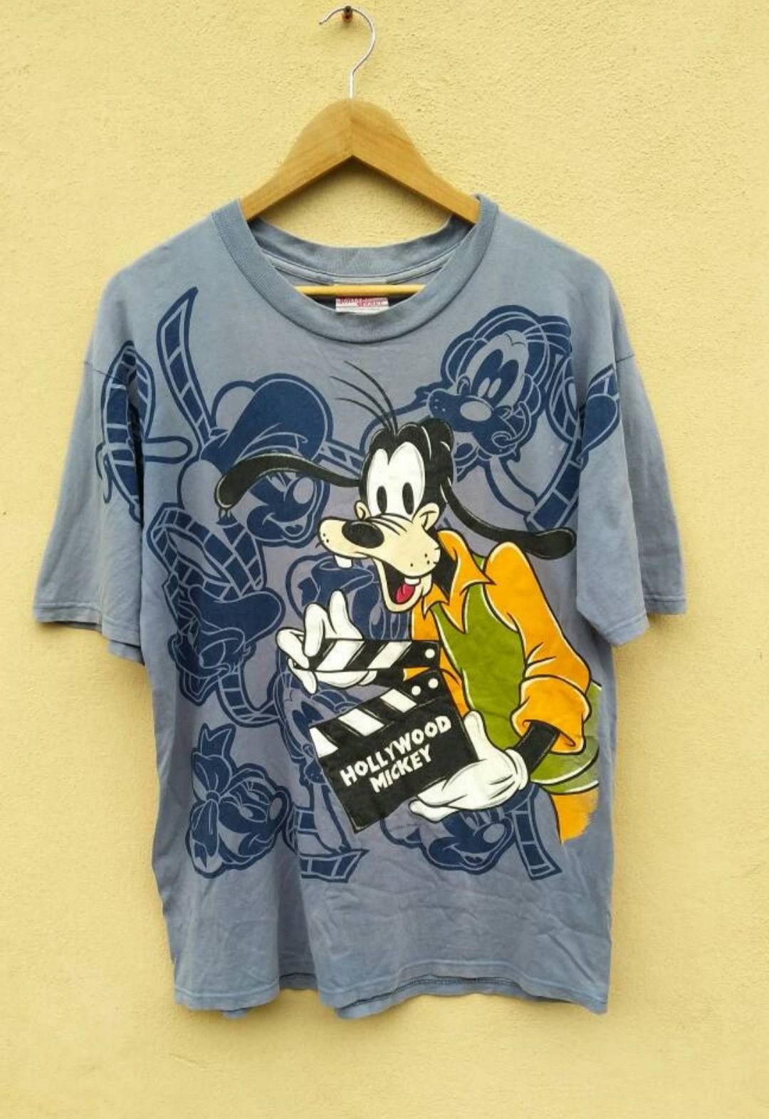Disney 🔥 Vintage 90s Vintage Mickey Mouse Goofy t shirt Size US M / EU 48-50 / 2 - 1 Thumbnail