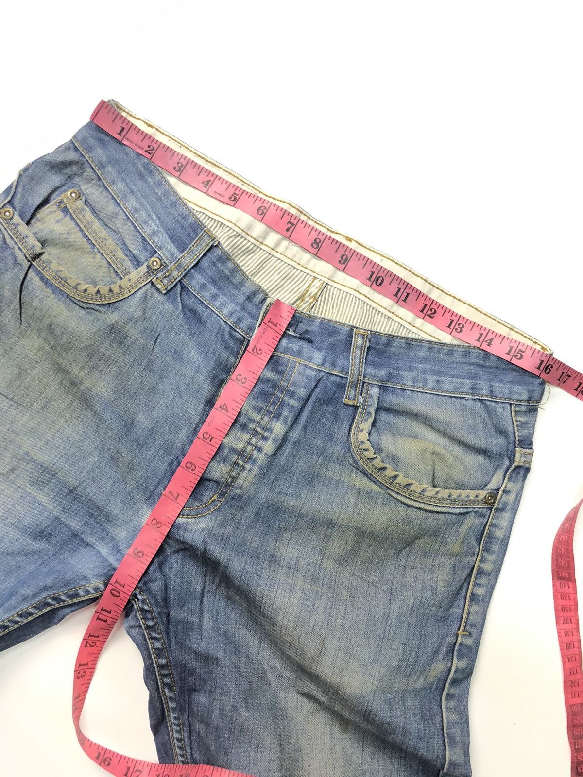 Swissgear SWISS GEAR BY WENGER DISSTRESSED BLUE WASH DENIM Size US 32 / EU 48 - 14 Thumbnail