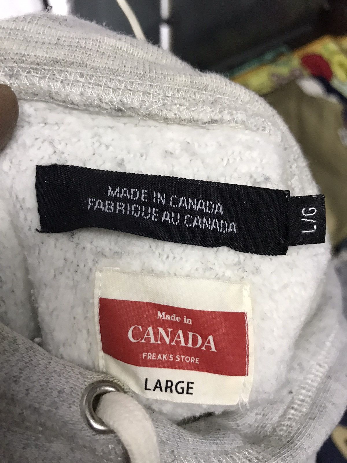 Vintage Plain hoodie pullover made in Canada Size US L / EU 52-54 / 3 - 3 Thumbnail