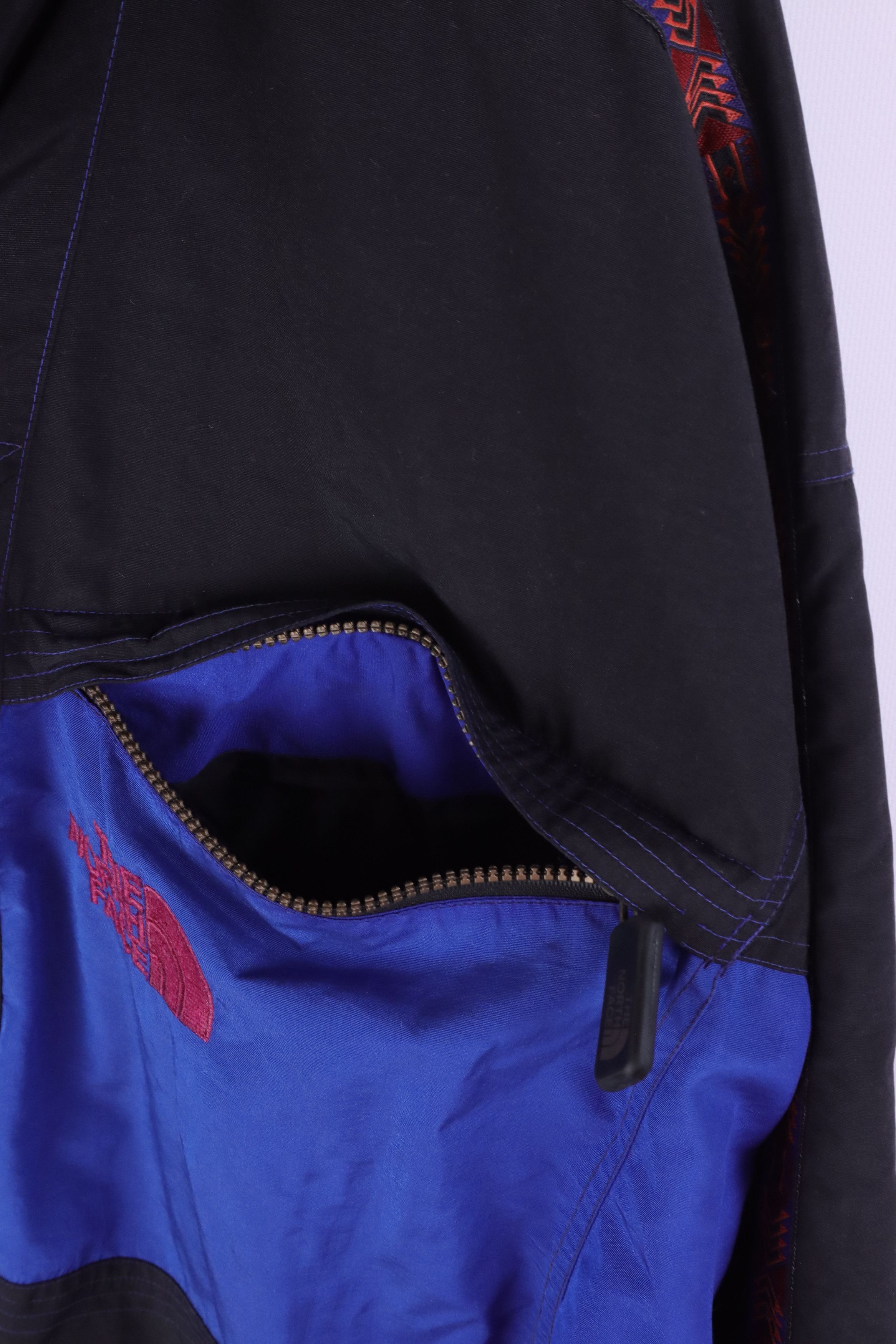 The North Face × Vintage Vintage 1992 The North Face Aztec Windbreaker Jacket Size US L / EU 52-54 / 3 - 14 Thumbnail