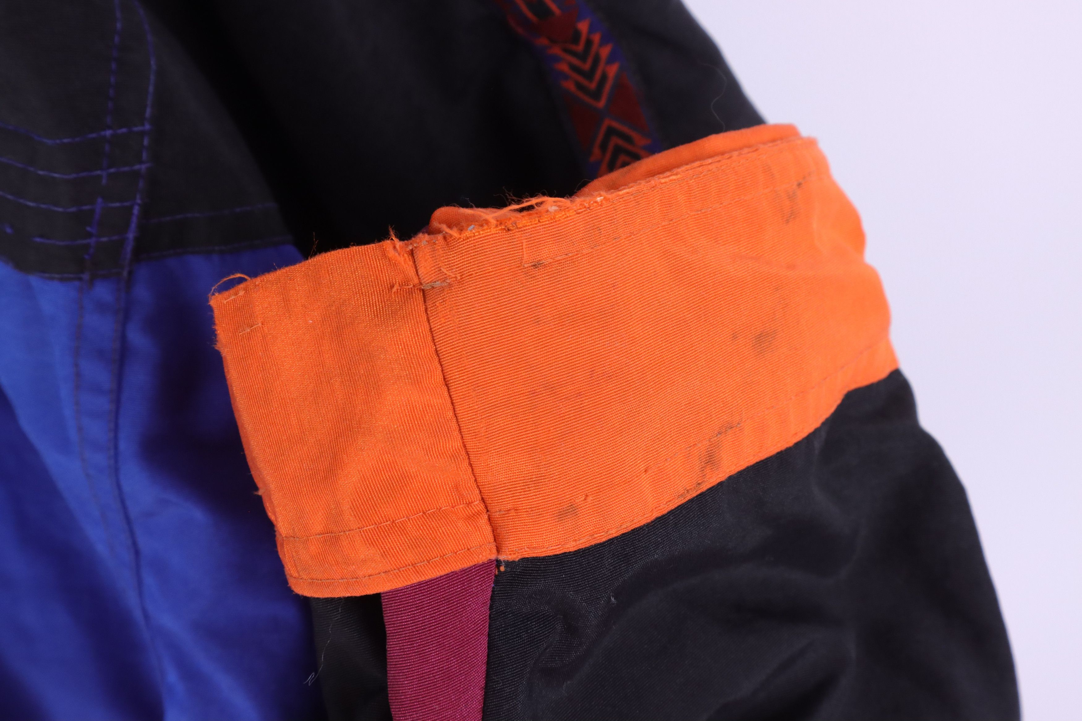 The North Face × Vintage Vintage 1992 The North Face Aztec Windbreaker Jacket Size US L / EU 52-54 / 3 - 11 Thumbnail
