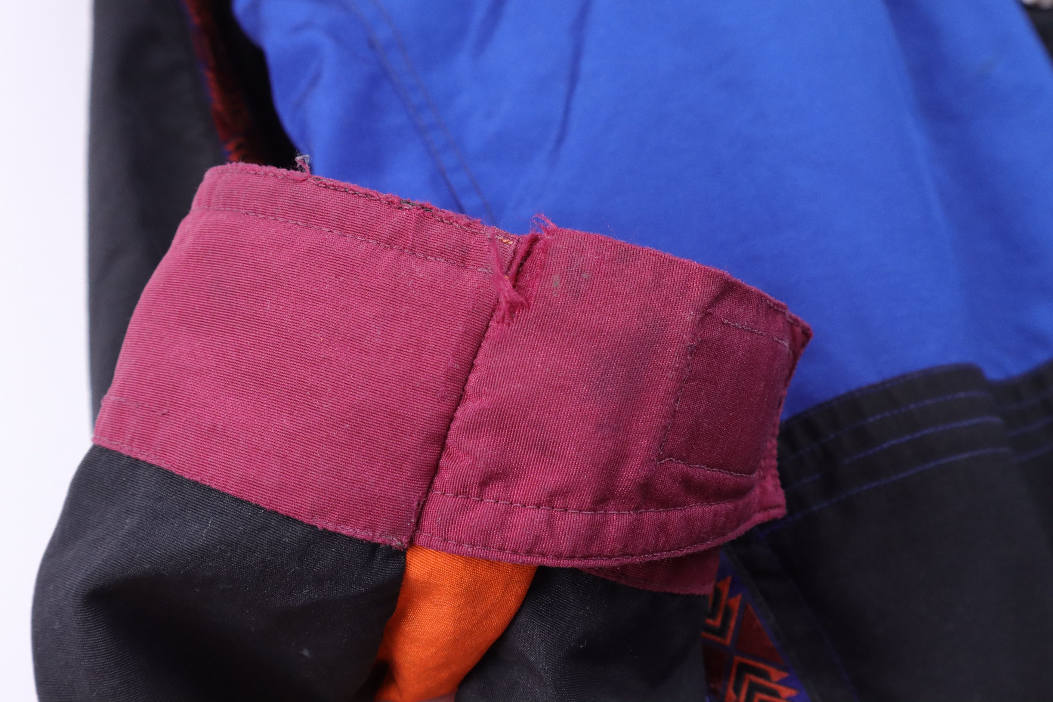 The North Face × Vintage Vintage 1992 The North Face Aztec Windbreaker Jacket Size US L / EU 52-54 / 3 - 6 Thumbnail