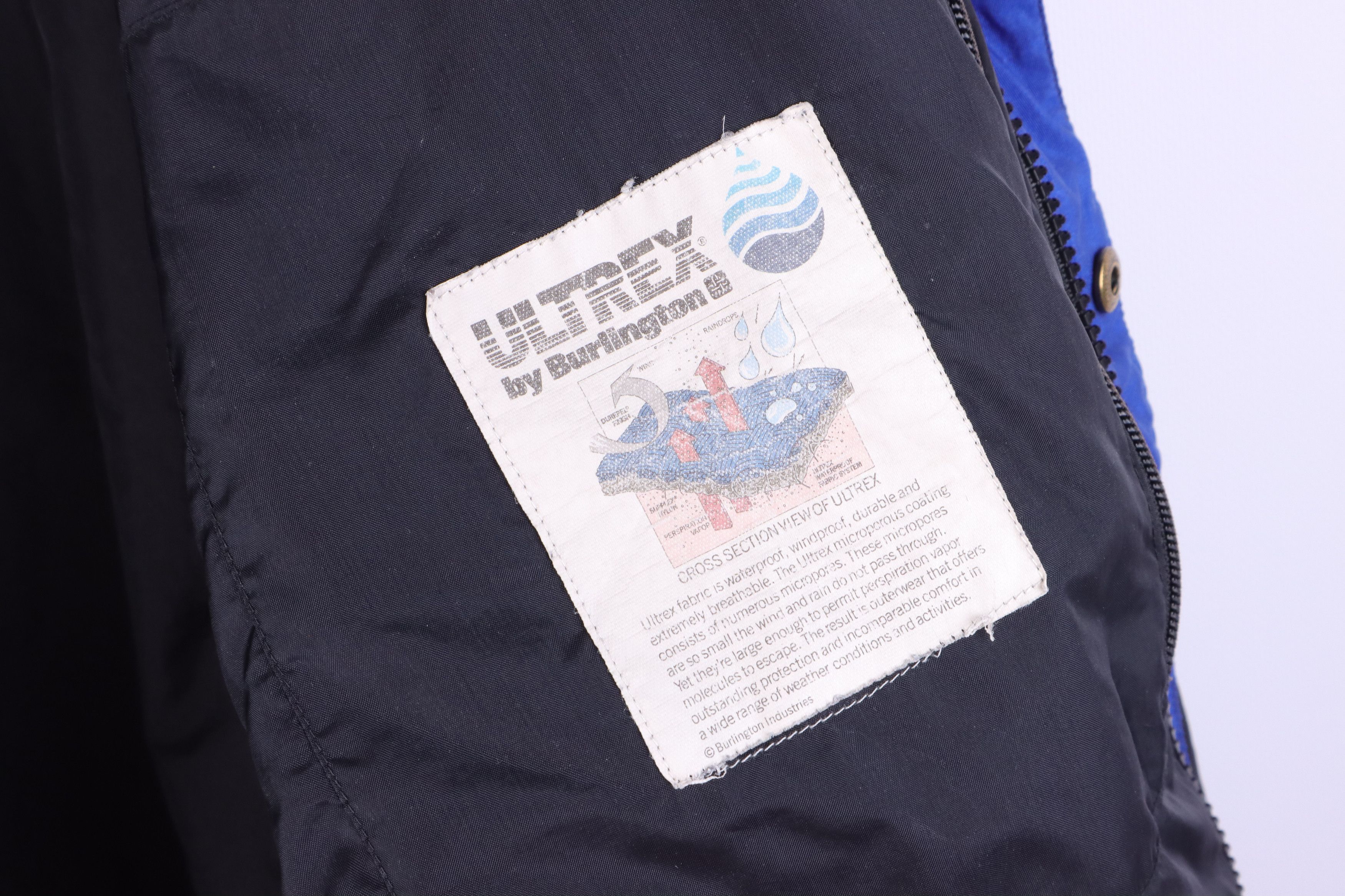 The North Face × Vintage Vintage 1992 The North Face Aztec Windbreaker Jacket Size US L / EU 52-54 / 3 - 17 Thumbnail