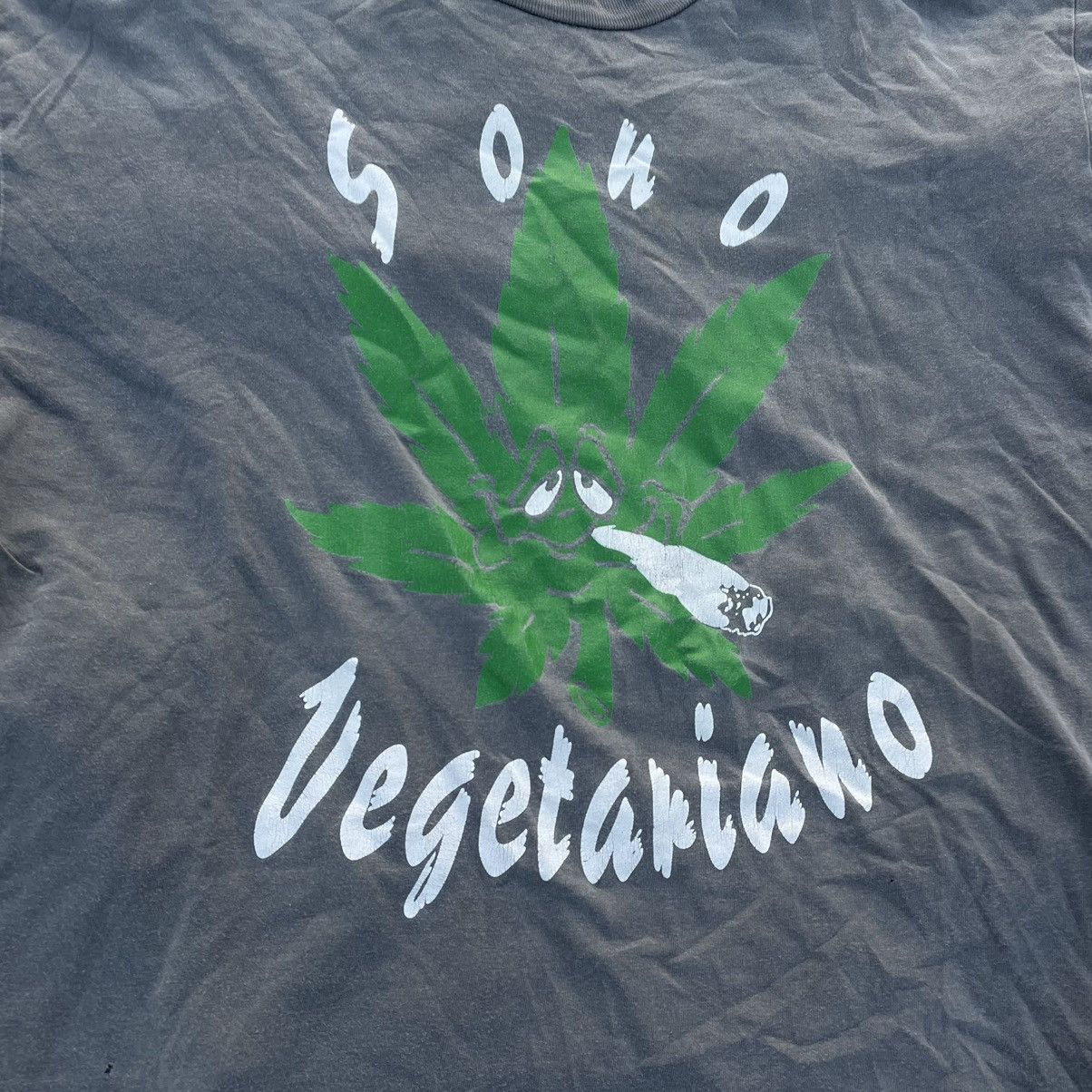 Vintage Vintage 90s Sun Faded Graphic Tee Weed Green Black Baggy L Size US L / EU 52-54 / 3 - 5 Thumbnail
