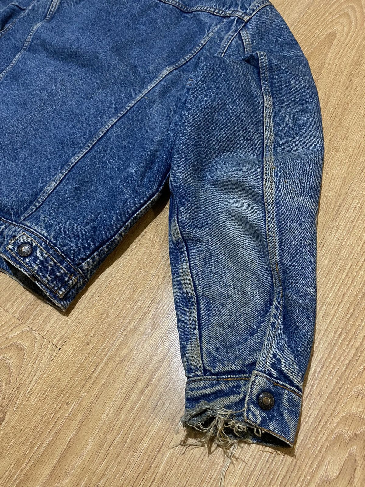 Levi's × Levi's Vintage Clothing Levi’s denim jacket 90s vintage made in Italy Size US S / EU 44-46 / 1 - 8 Thumbnail