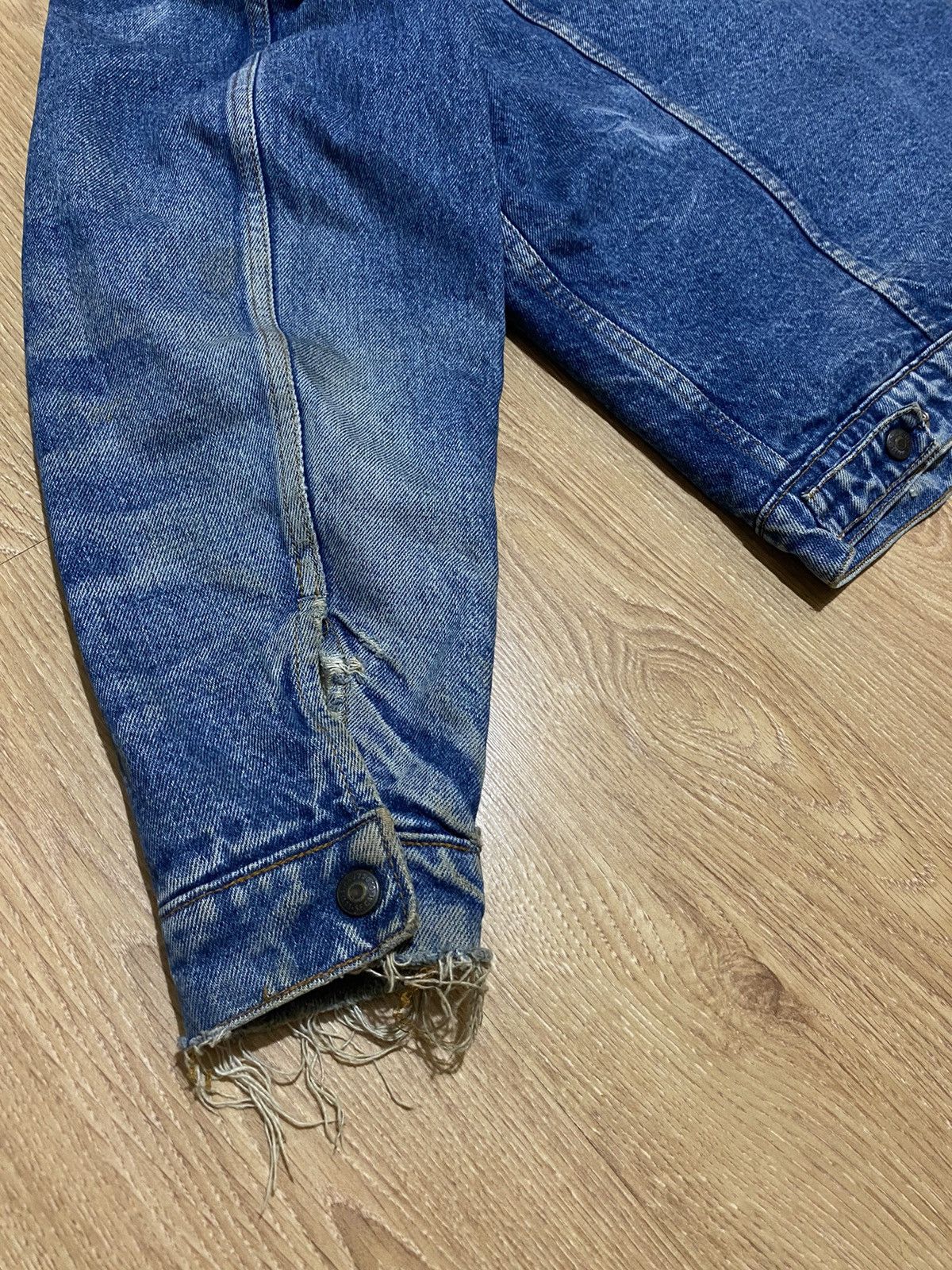 Levi's × Levi's Vintage Clothing Levi’s denim jacket 90s vintage made in Italy Size US S / EU 44-46 / 1 - 7 Thumbnail