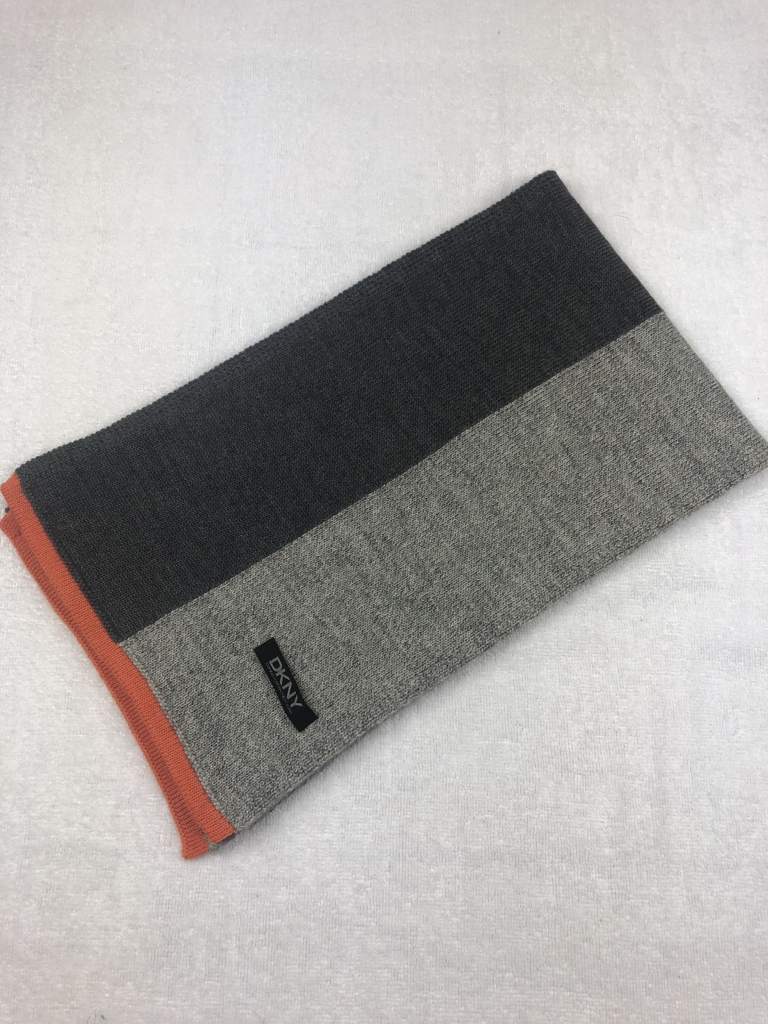DKNY DKNY Scarf / Muffler / Neckwear Size ONE SIZE - 4 Thumbnail