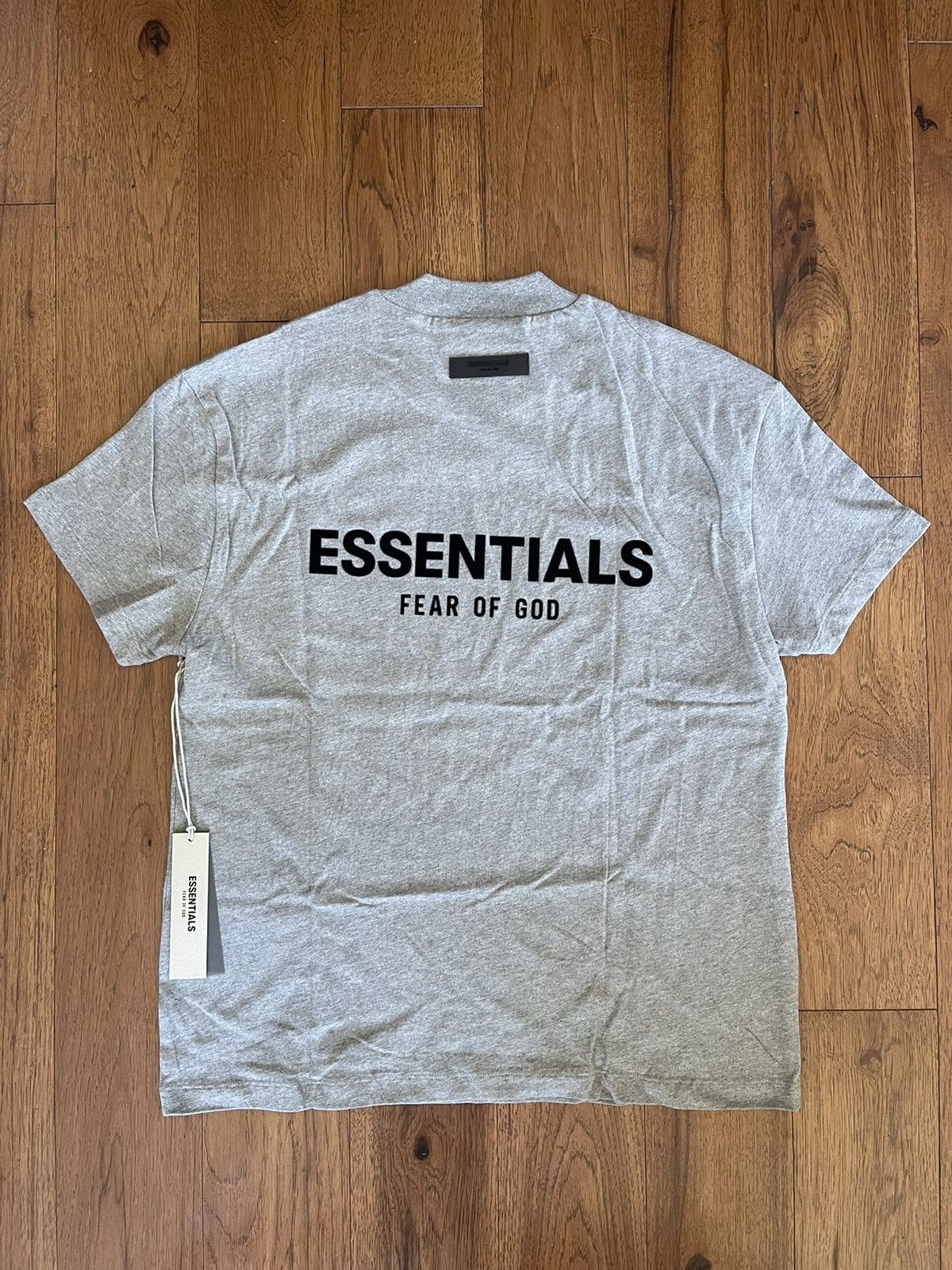 FOG ESSENTIALS Fear of God Heather Oat T-Shirt Sz (M)