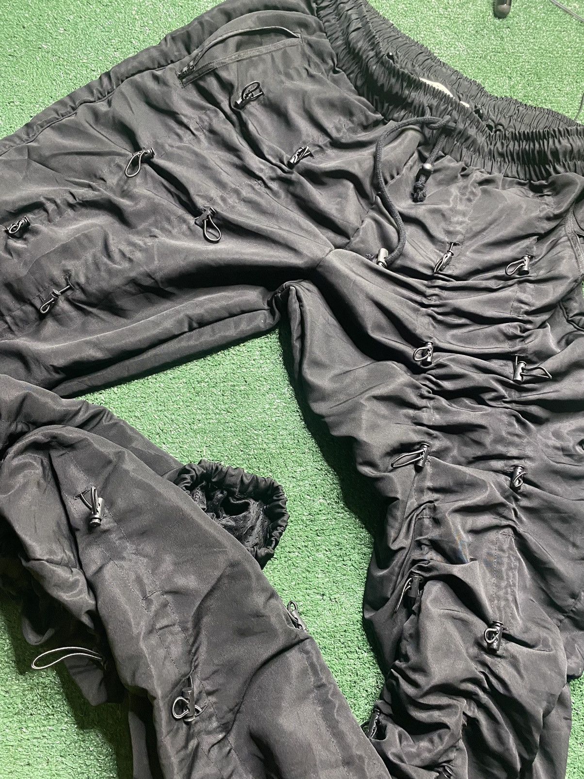 MNML Mmnl Stacked Bungie Pants Size XXL BLCK Rare Size US 38 / EU 54 - 1 Preview