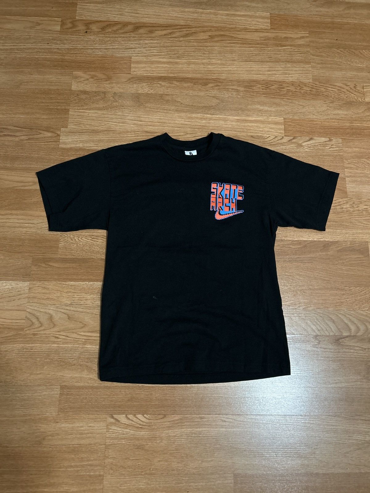 Nike air arch t shirt hotsell