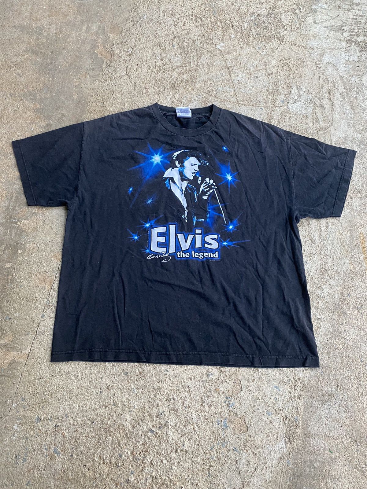 Band Tees × Vintage Vintage 90’s Elvis Presley Band Tee Faded Shirt Size US XL / EU 56 / 4 - 1 Thumbnail