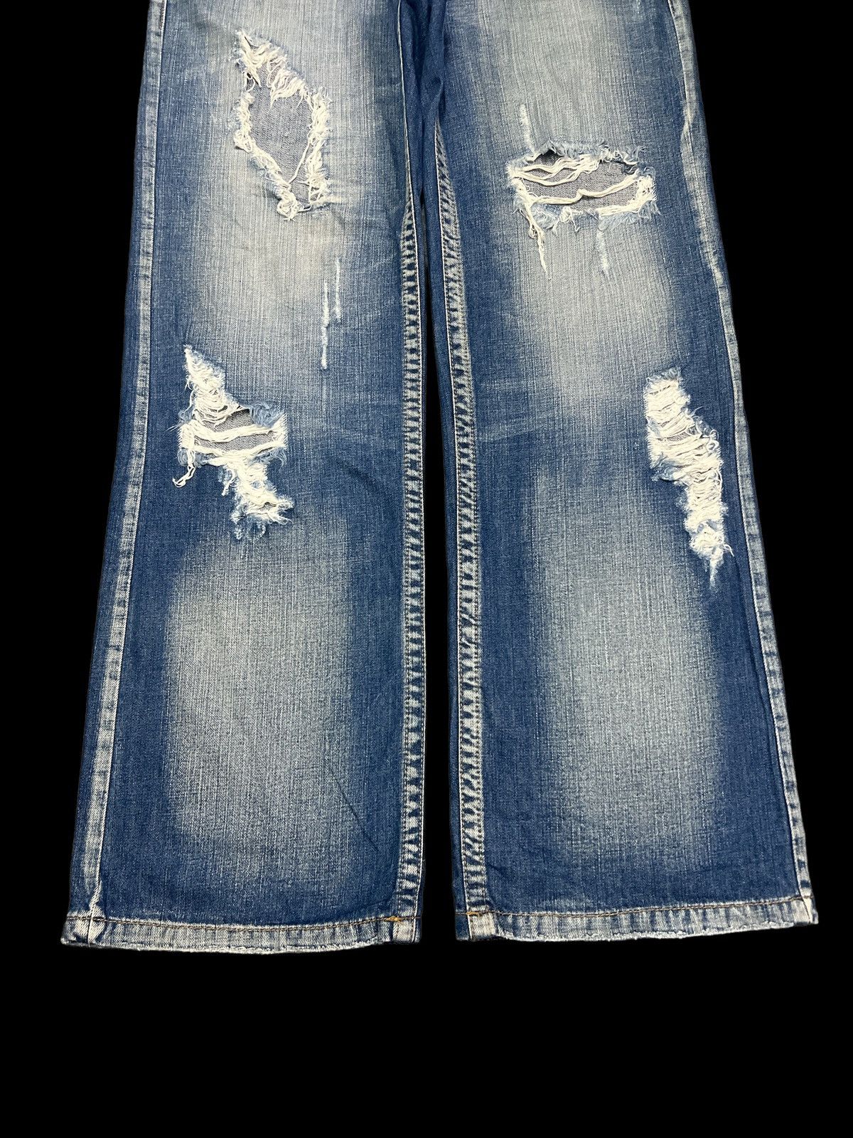 Japanese Brand SUPER SICK‼️BAGGY💥UNKNOWN THRASHED RIPPED DENIM PANT Size US 32 / EU 48 - 4 Thumbnail