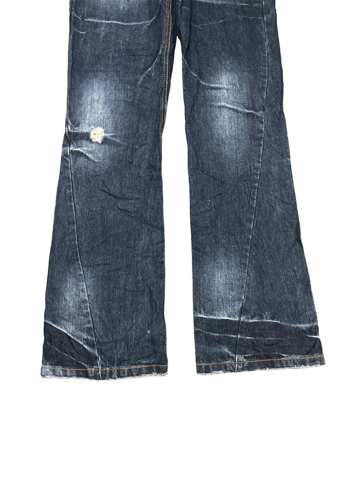 Japanese Brand FLARED💥DISTRESSED DENIM TWIST PANT BY NYLAUS Size US 32 / EU 48 - 3 Thumbnail