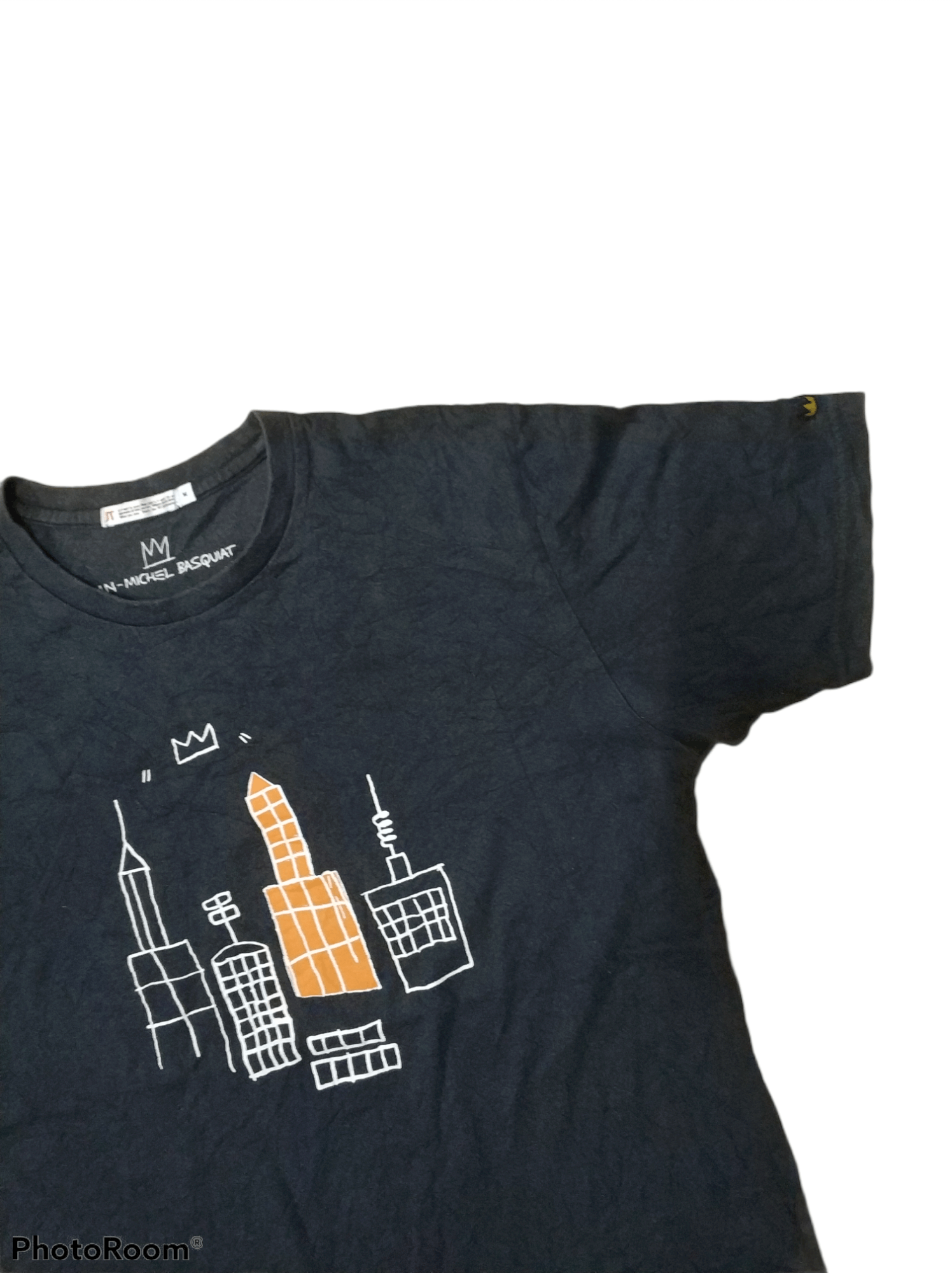 Japanese Brand 🔥Uniqlo x Jean Michel Basquiat Tees Size US M / EU 48-50 / 2 - 4 Thumbnail