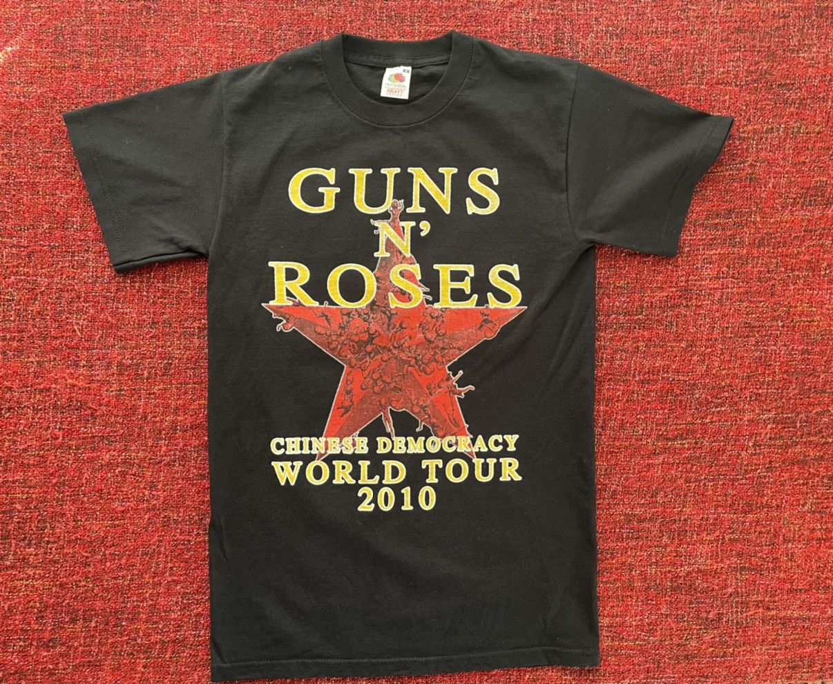 Band Tees × Guns N' Roses Guns n’ Roses Y2K vintage official band tour t-shirt Size US S / EU 44-46 / 1 - 1 Thumbnail