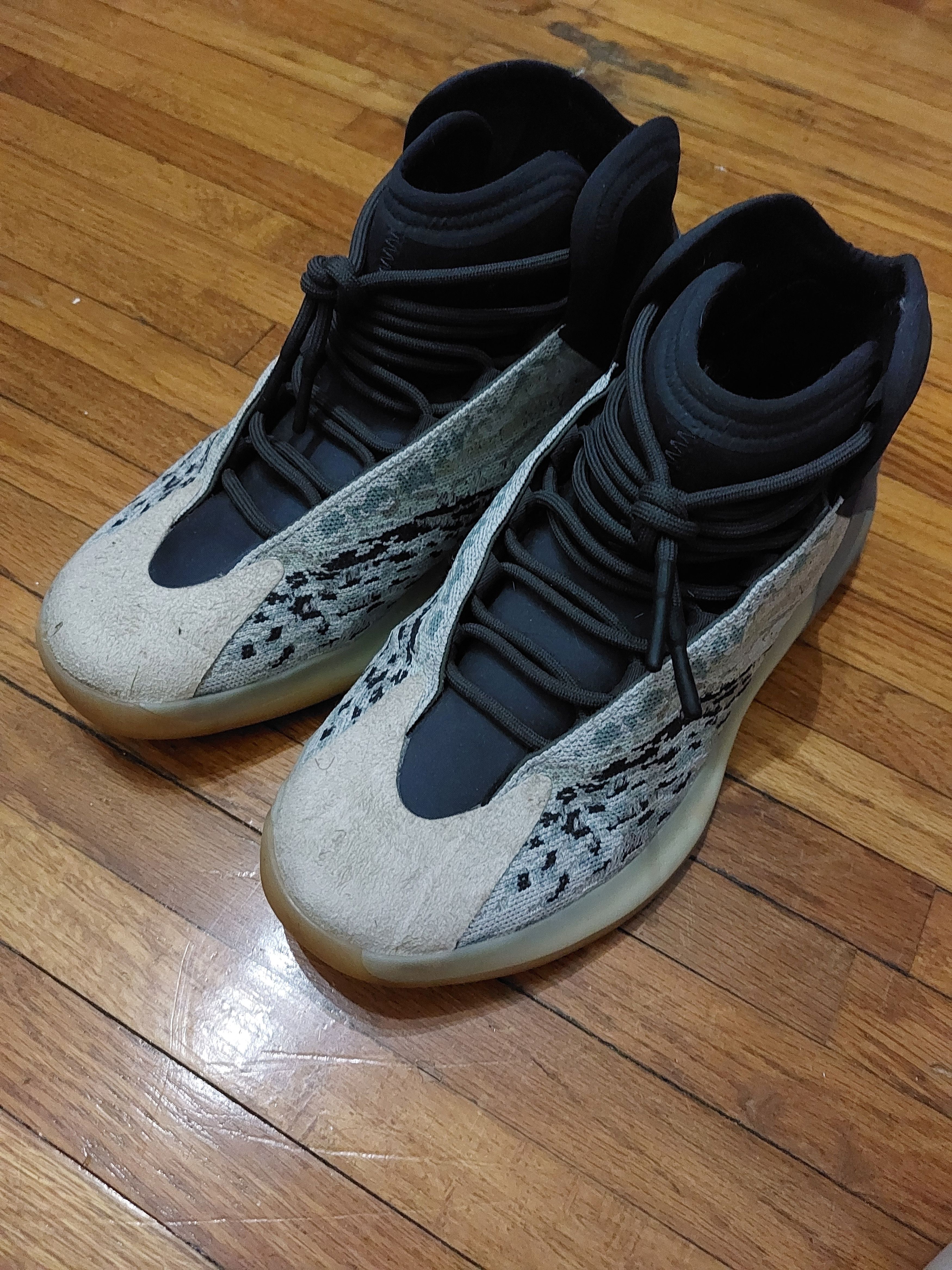 Adidas yeezy quantum sea teal size 12