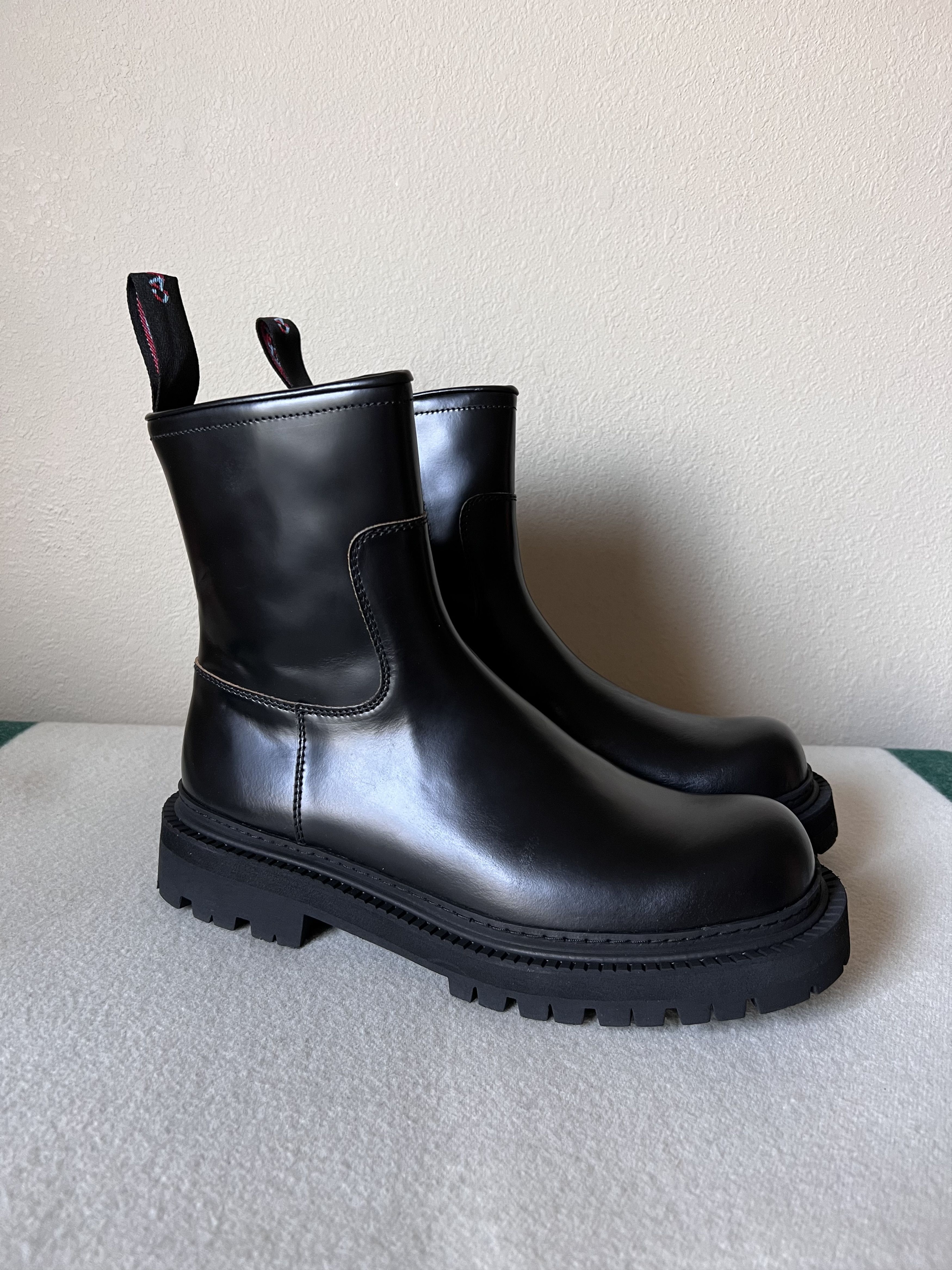 CamperLab CamperLab EKI Leather Boots in Black Size US 12 / EU 45 - 1 Thumbnail