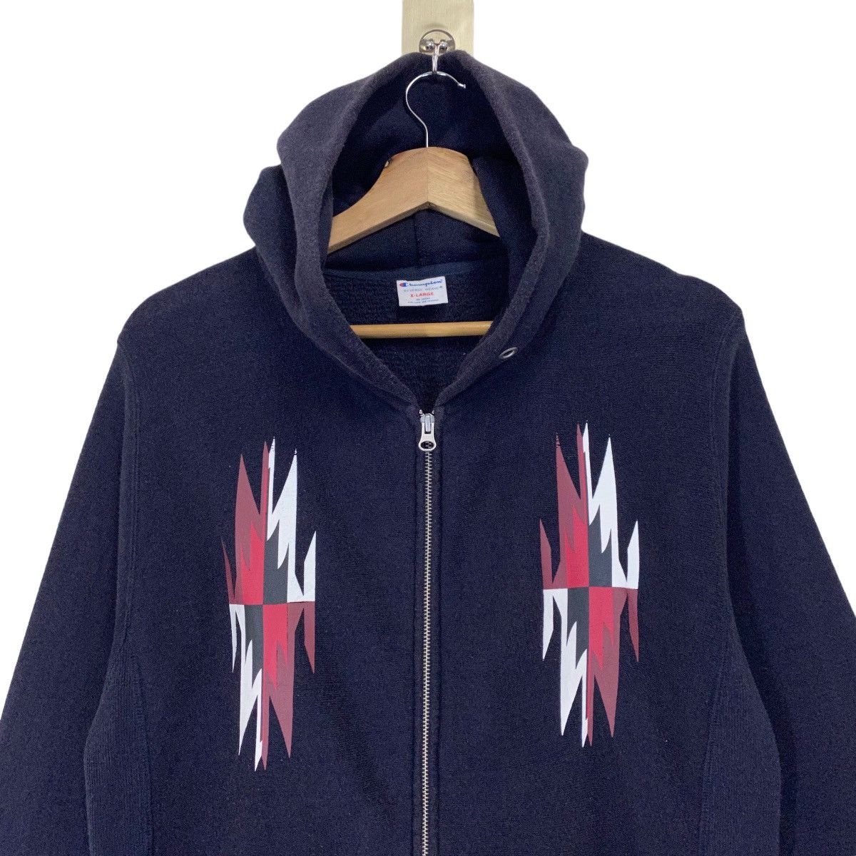 Champion Vintage Champion Navajo Native Big Logo Zipper Hoodies Size US XL / EU 56 / 4 - 4 Thumbnail